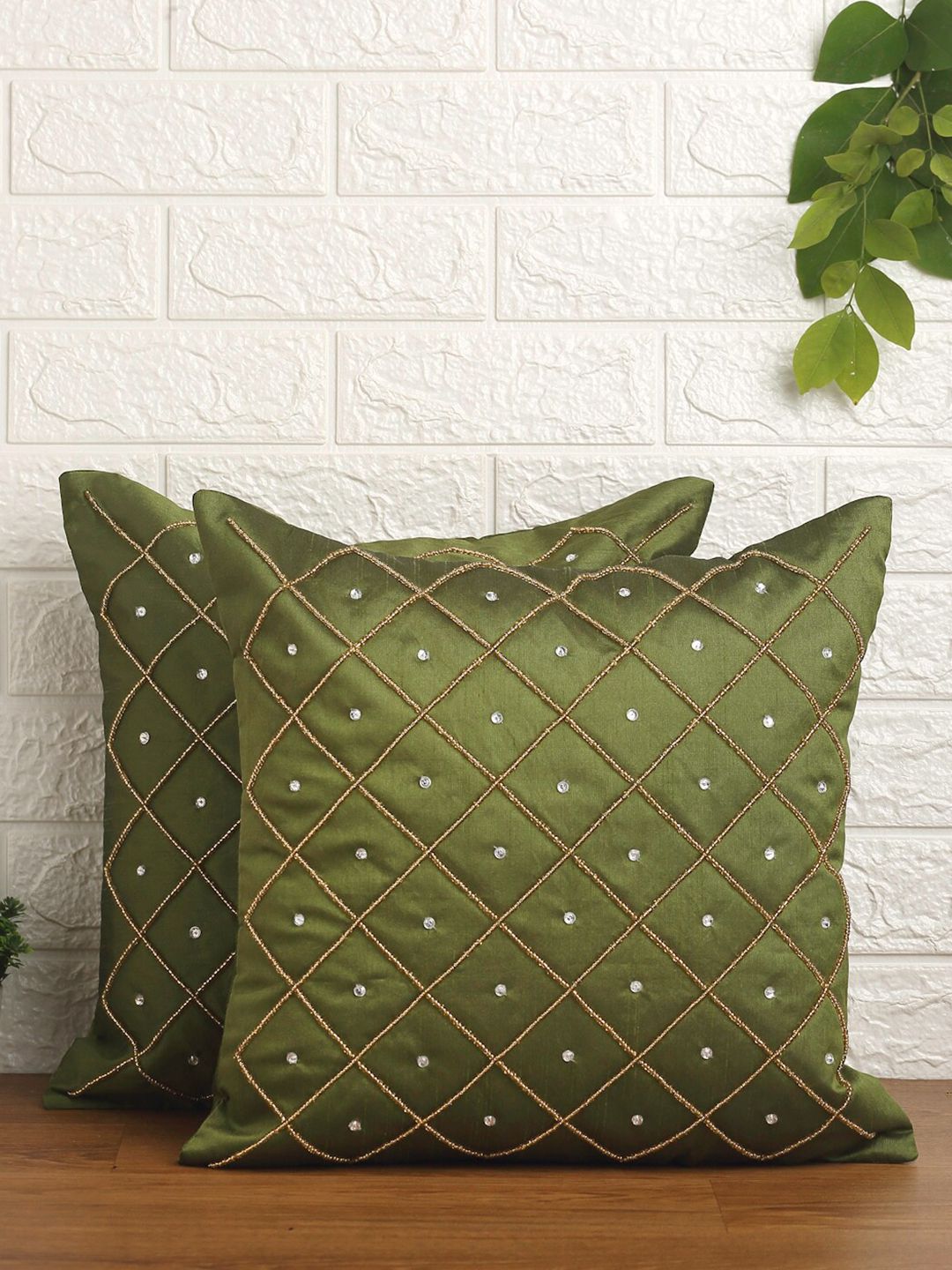 Alina decor Green & Gold-Toned Set of 2 Embroidered Square Cushion Covers Price in India