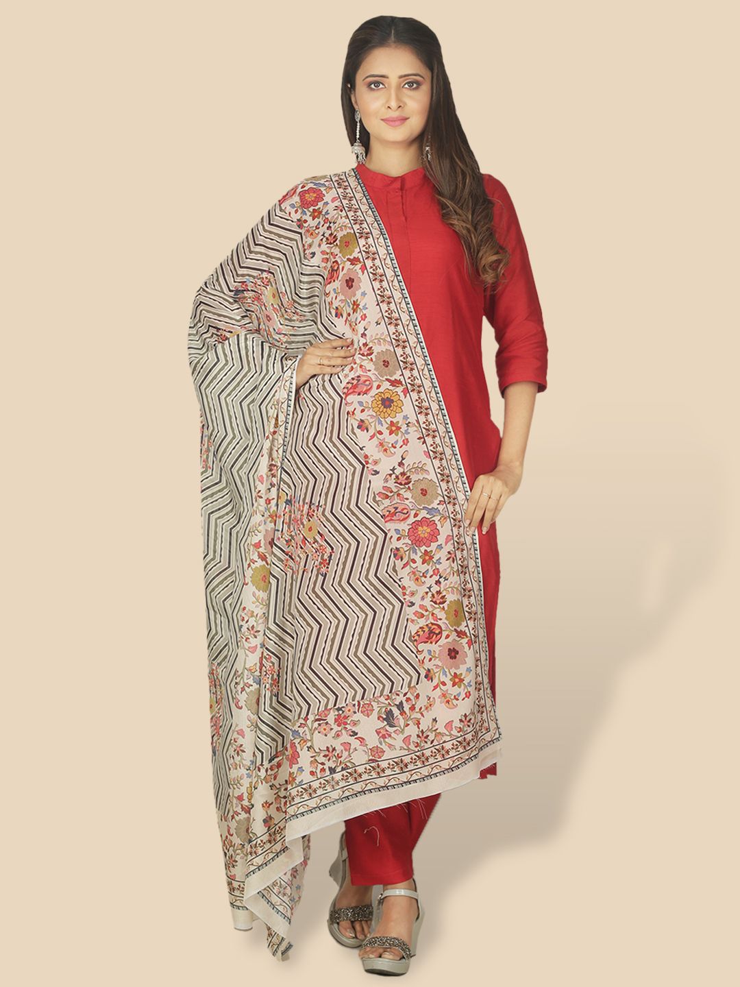 Sanwara Women White & Red Printed Pure Silk Dupatta Price in India