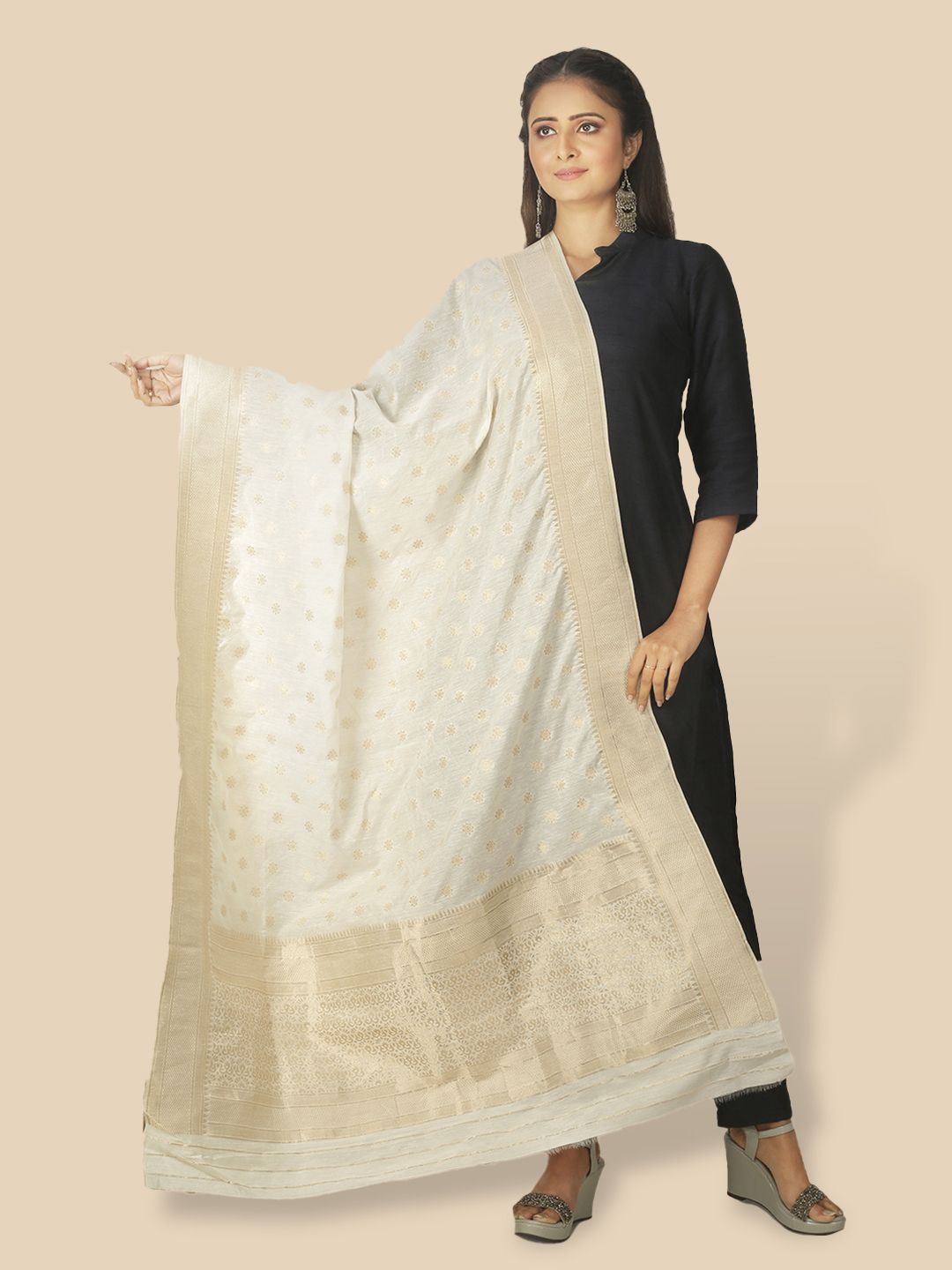 Sanwara Off White & Gold-Toned Woven Design Pure Silk Dupatta with Zari