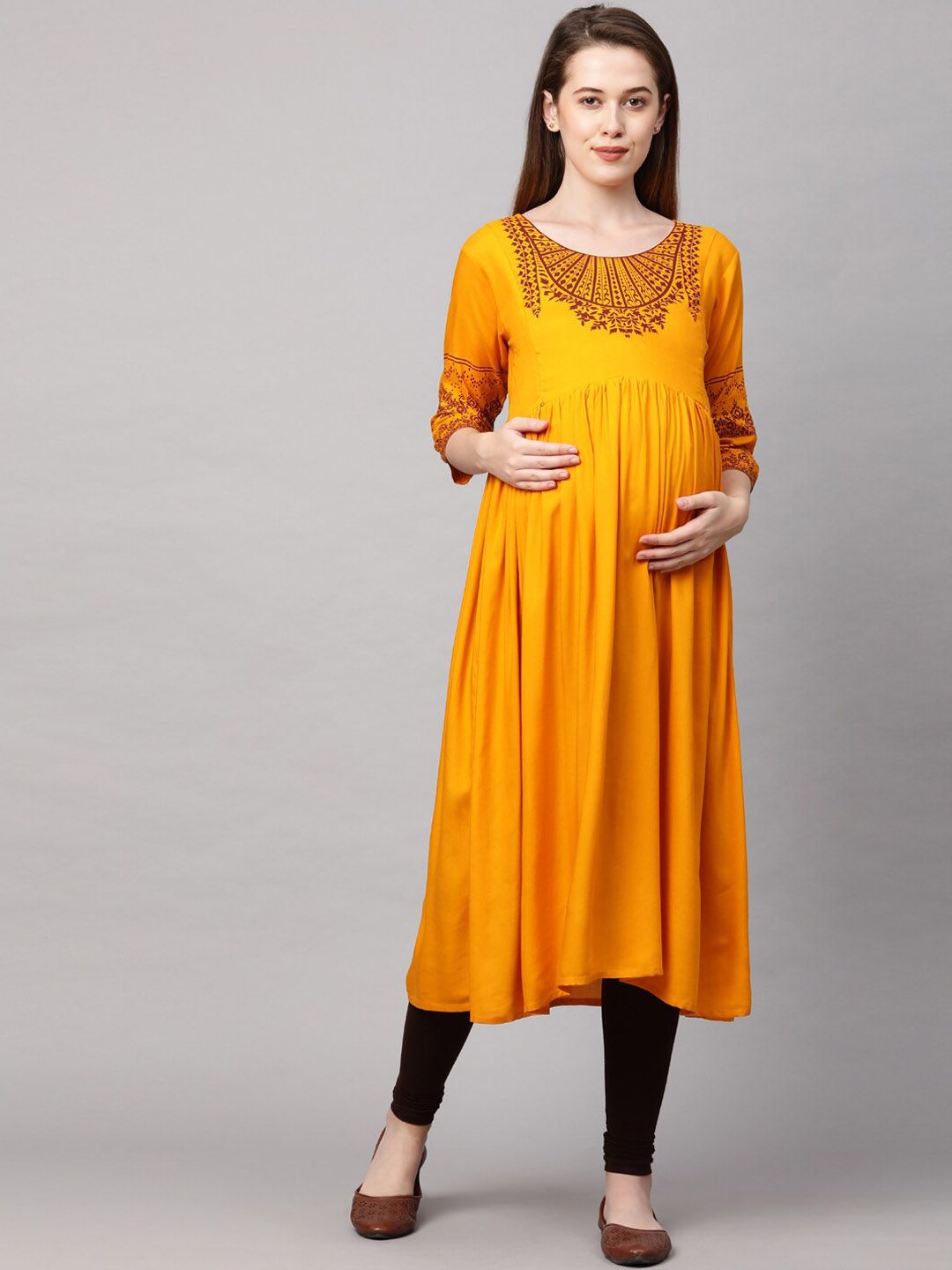 MomToBe Women Yellow Yoke Design Printed Maternity Kurta Price in India