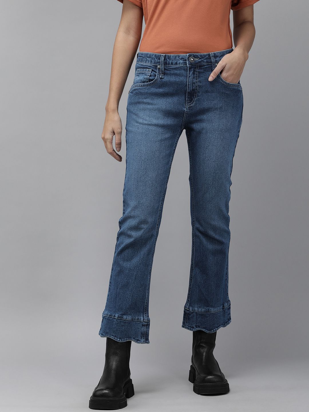 Roadster Women Blue Slim Bootcut Light Fade Stretchable Jeans Price in India