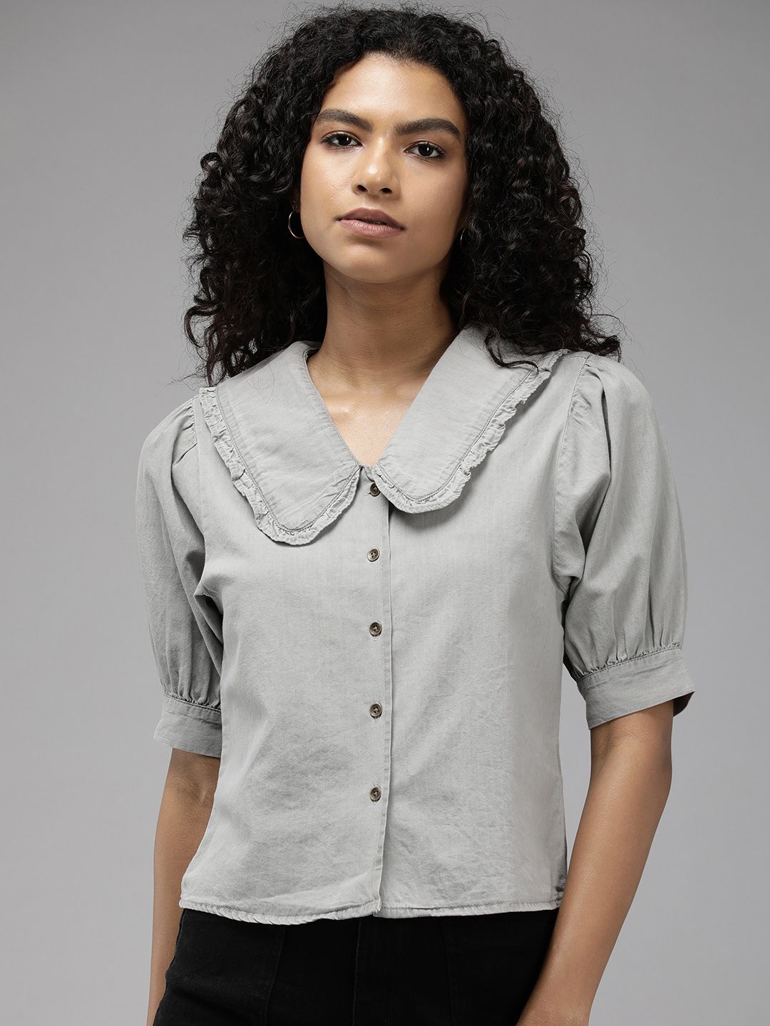 The Roadster Life Co. Peter Pan Collar Pure Cotton Chambray Casual Shirt Price in India