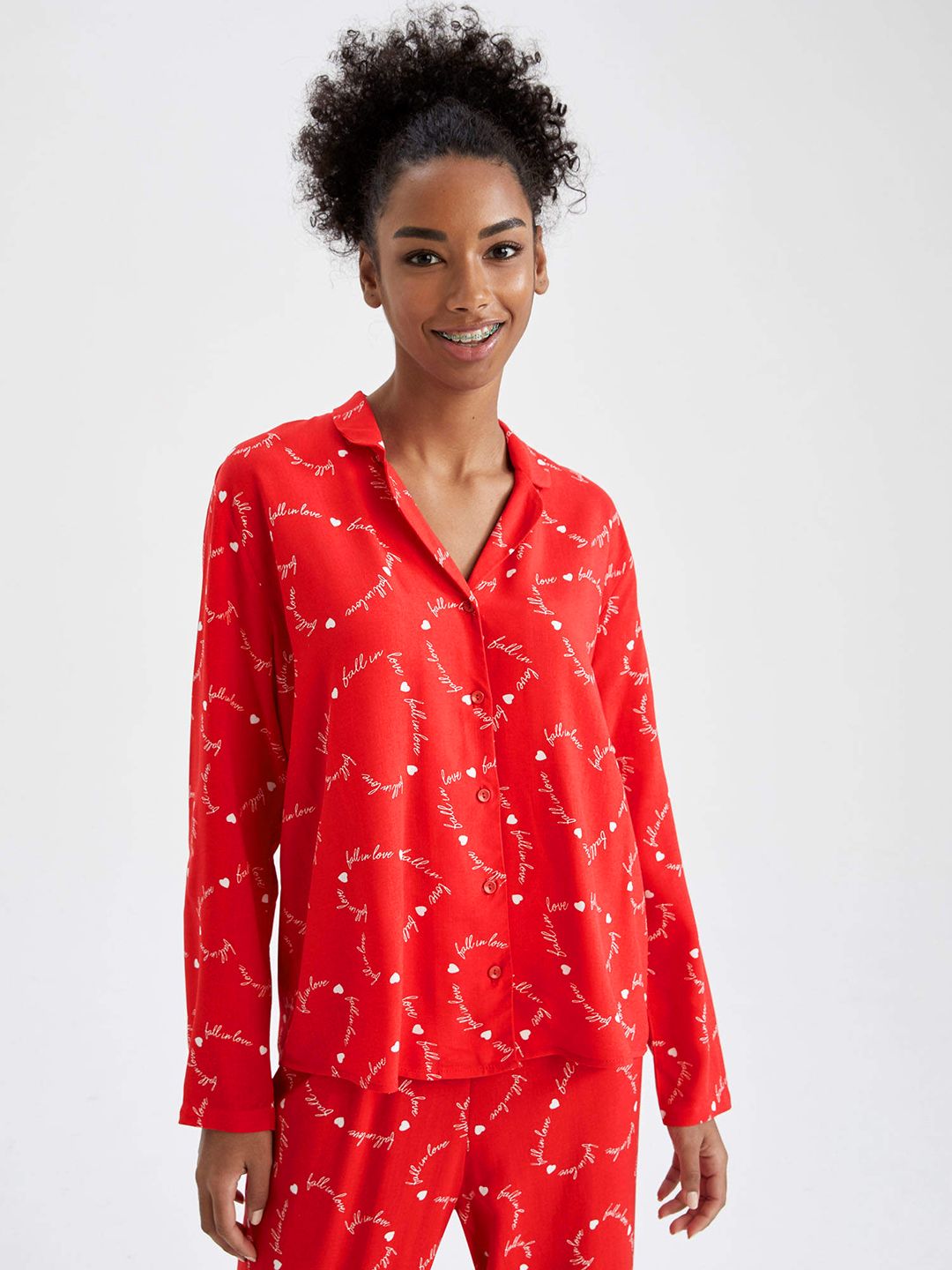 DeFacto Women Red & White Printed Regular Fit Lounge Shirt Price in India