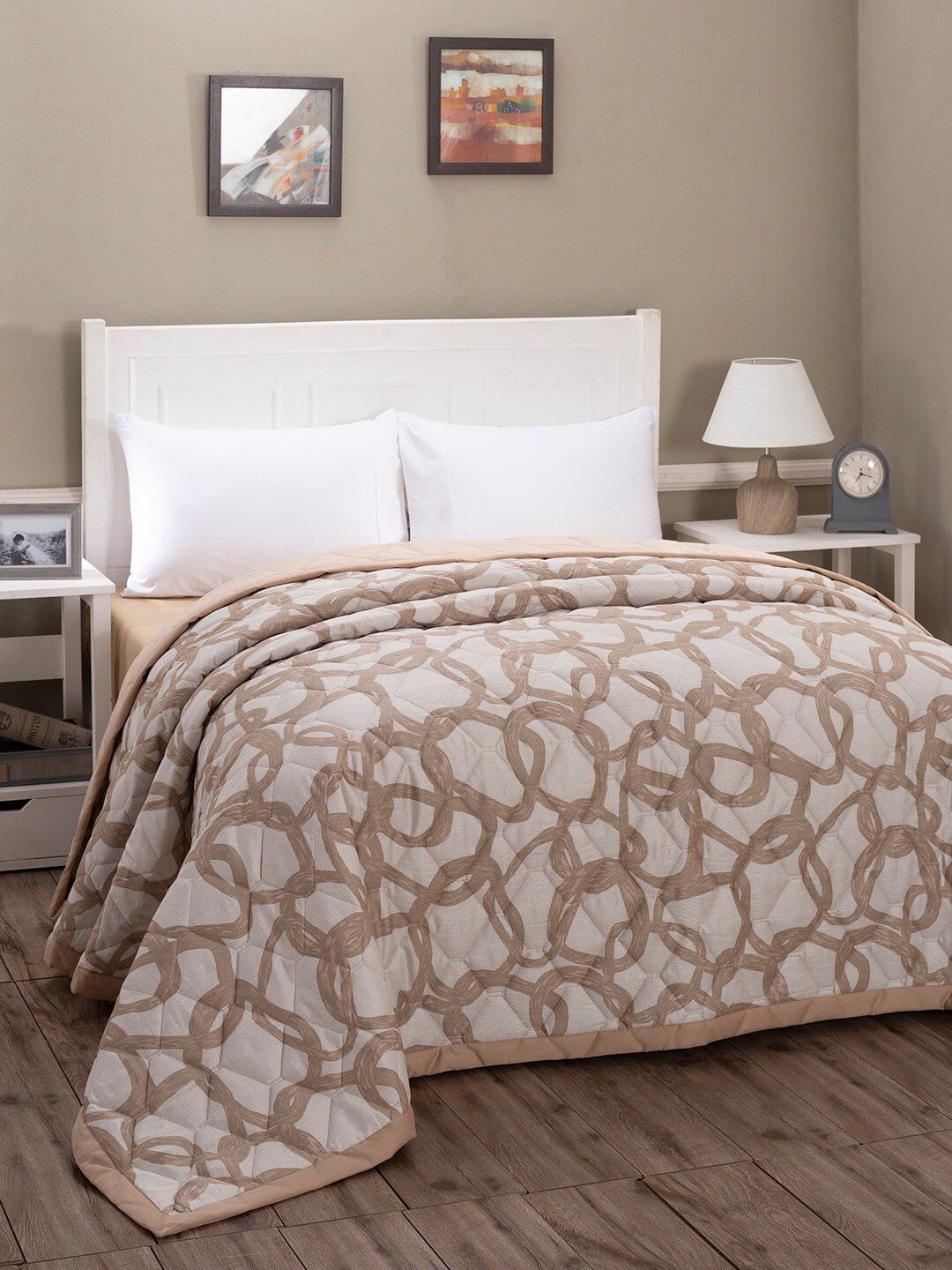 MASPAR Beige & Off White AC Room 110 GSM Double Bed Quilt Price in India