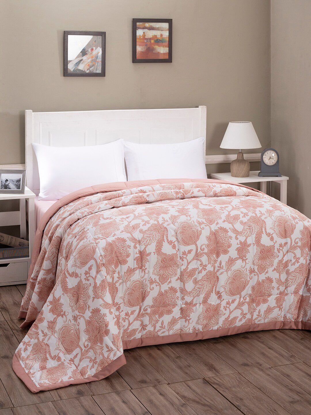 MASPAR White & Red Floral AC Room 110 GSM Double Bed Quilt Price in India