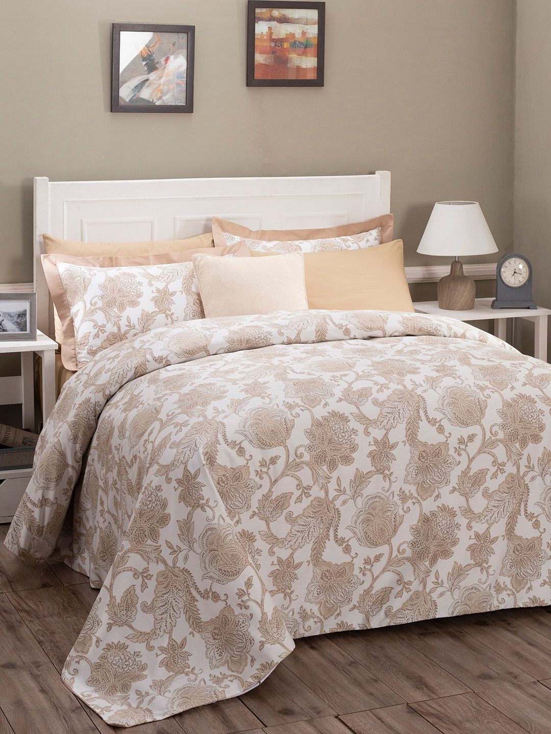 MASPAR White & Cream Printed Pure Cotton 400 TC Double Duvet Cover With 4 Pillow Covers Price in India