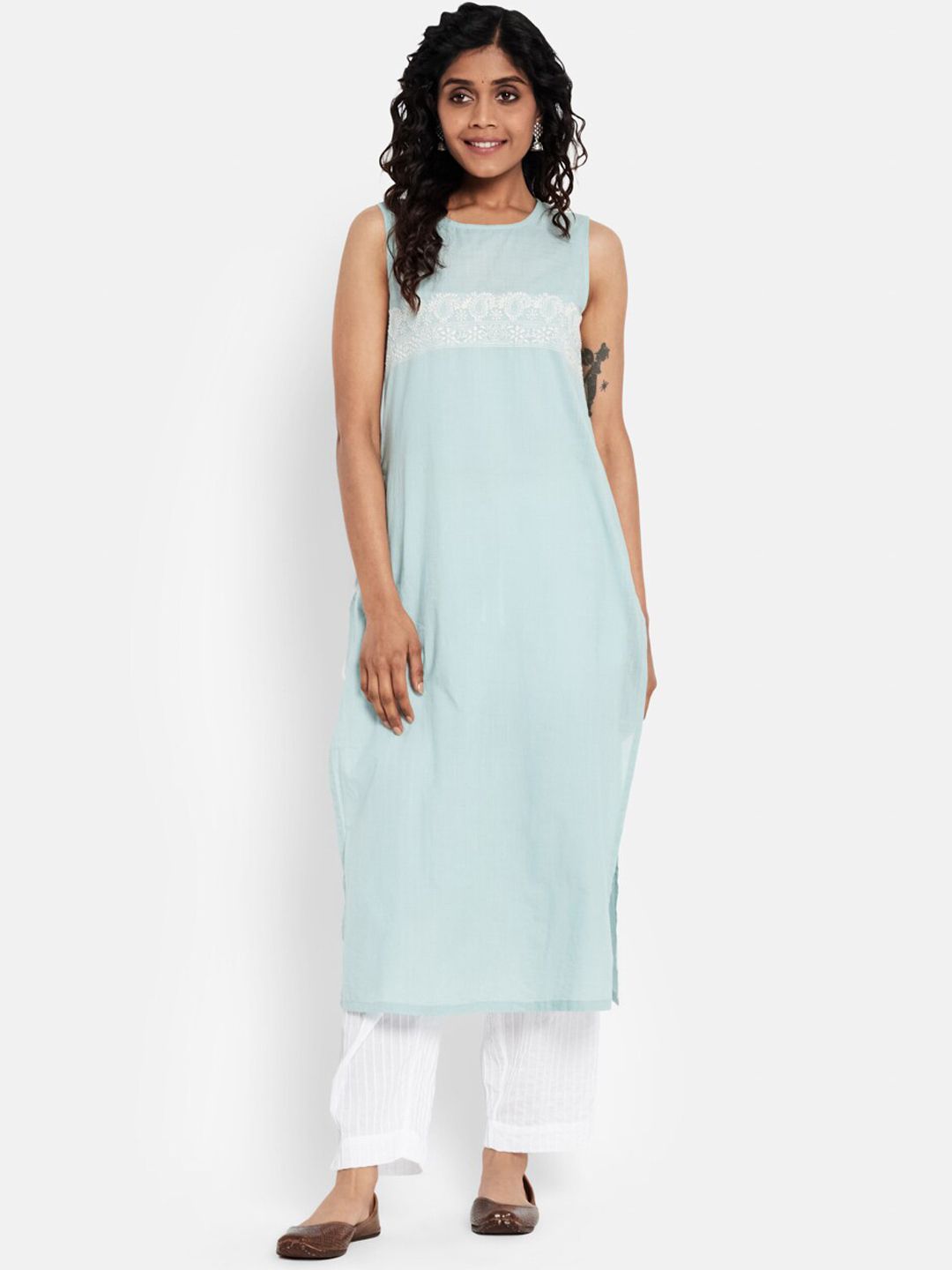 Fabindia Women Turquoise Blue & White Ethnic Motifs Chikankari Straight Kurta Price in India