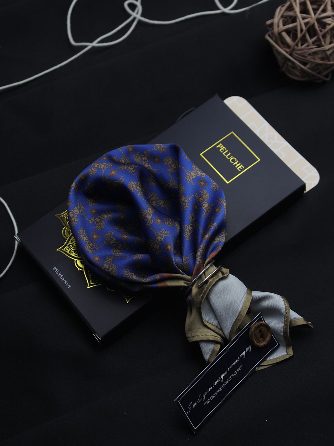 PELUCHE Men Blue & Brown Horse Crossroad Printed Pocket Square