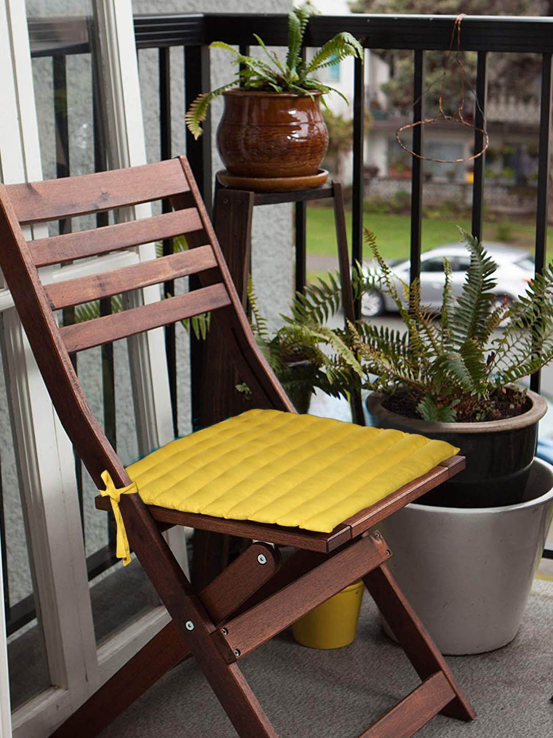 Lushomes Set Of 2 Yellow Solid Square Chair Pads Price in India