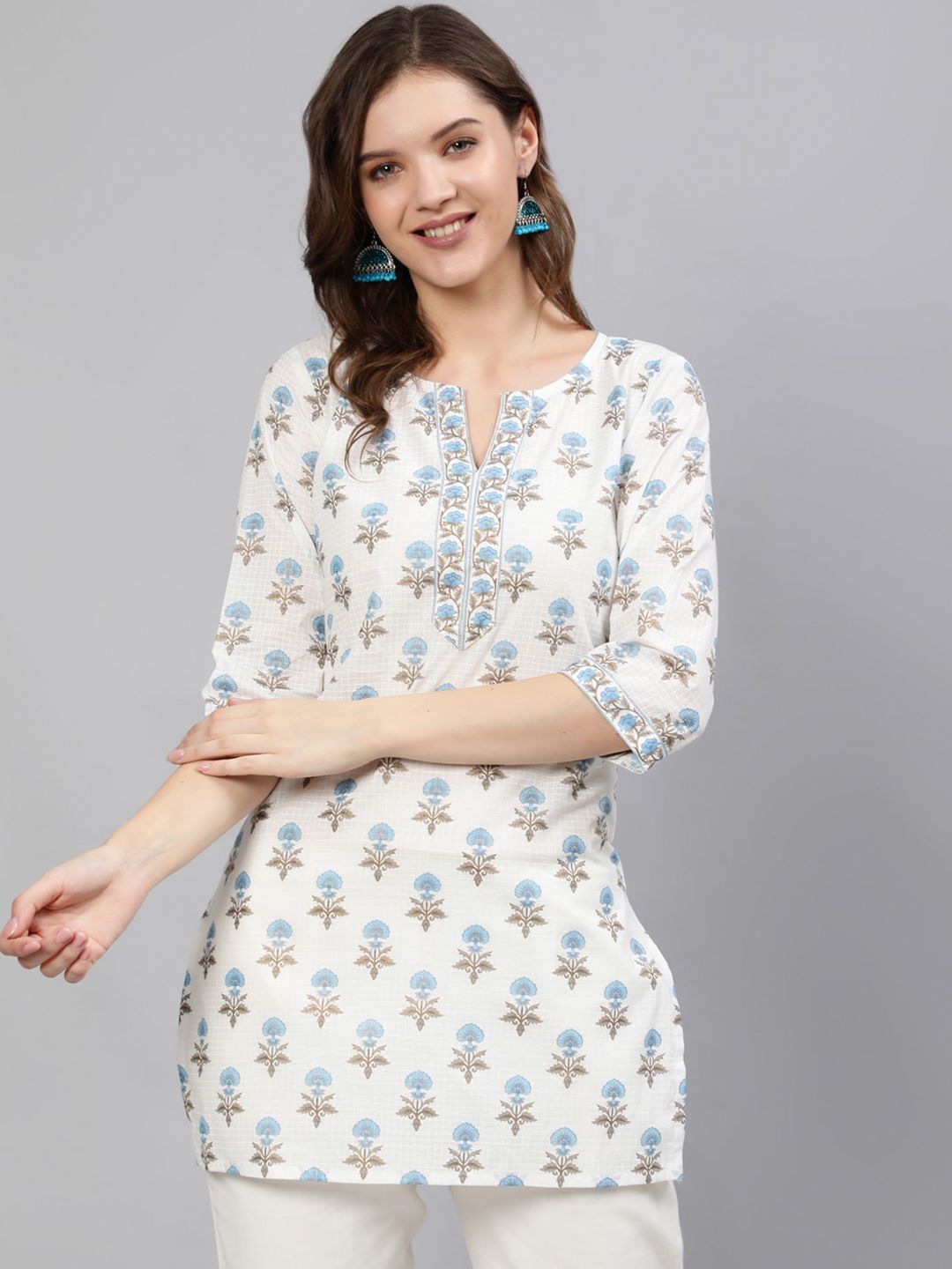 Nayo Off White & Blue Printed Tunic Price in India