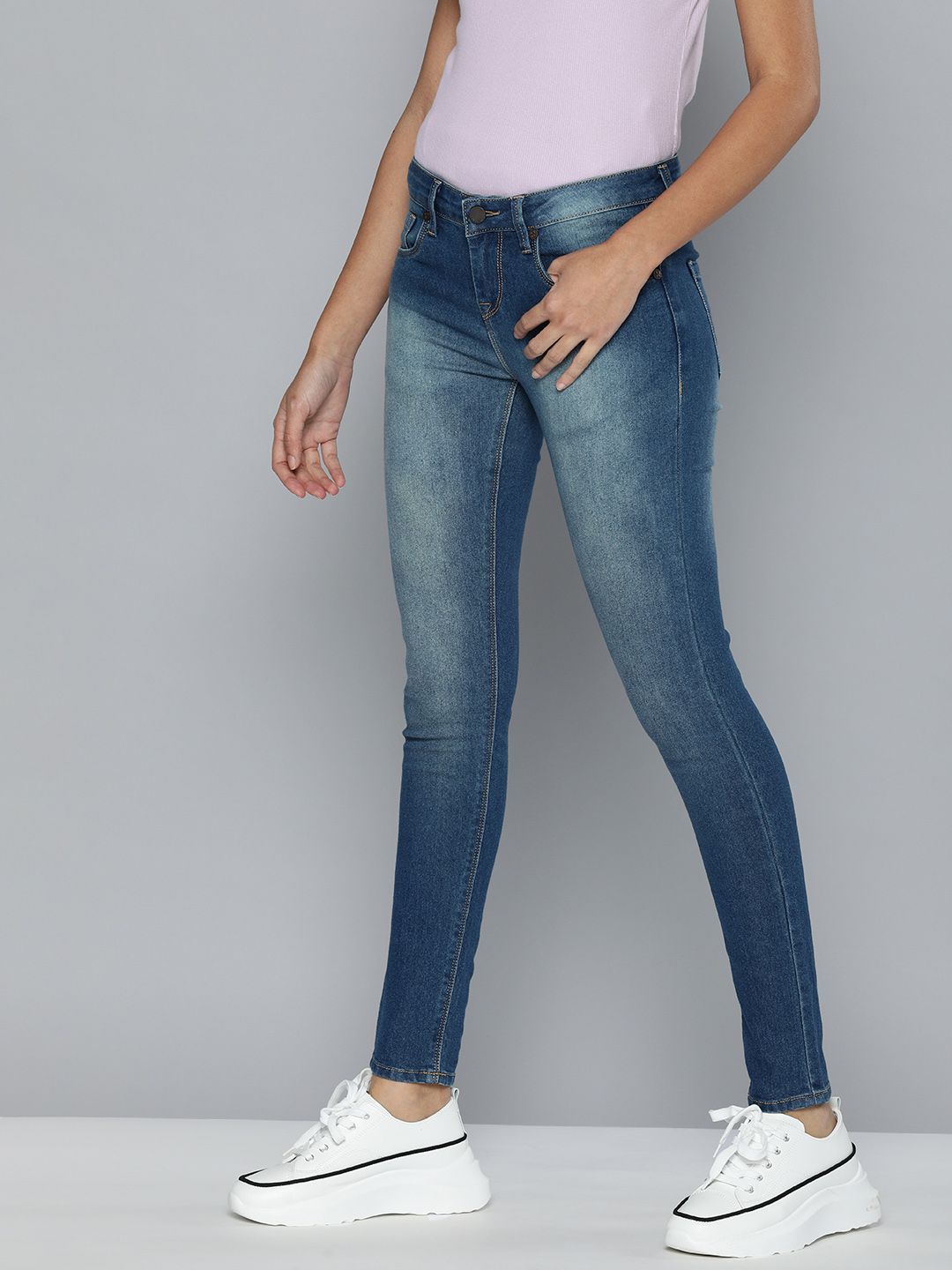 HERE&NOW Women Blue Skinny Fit Light Fade Stretchable Jeans Price in India