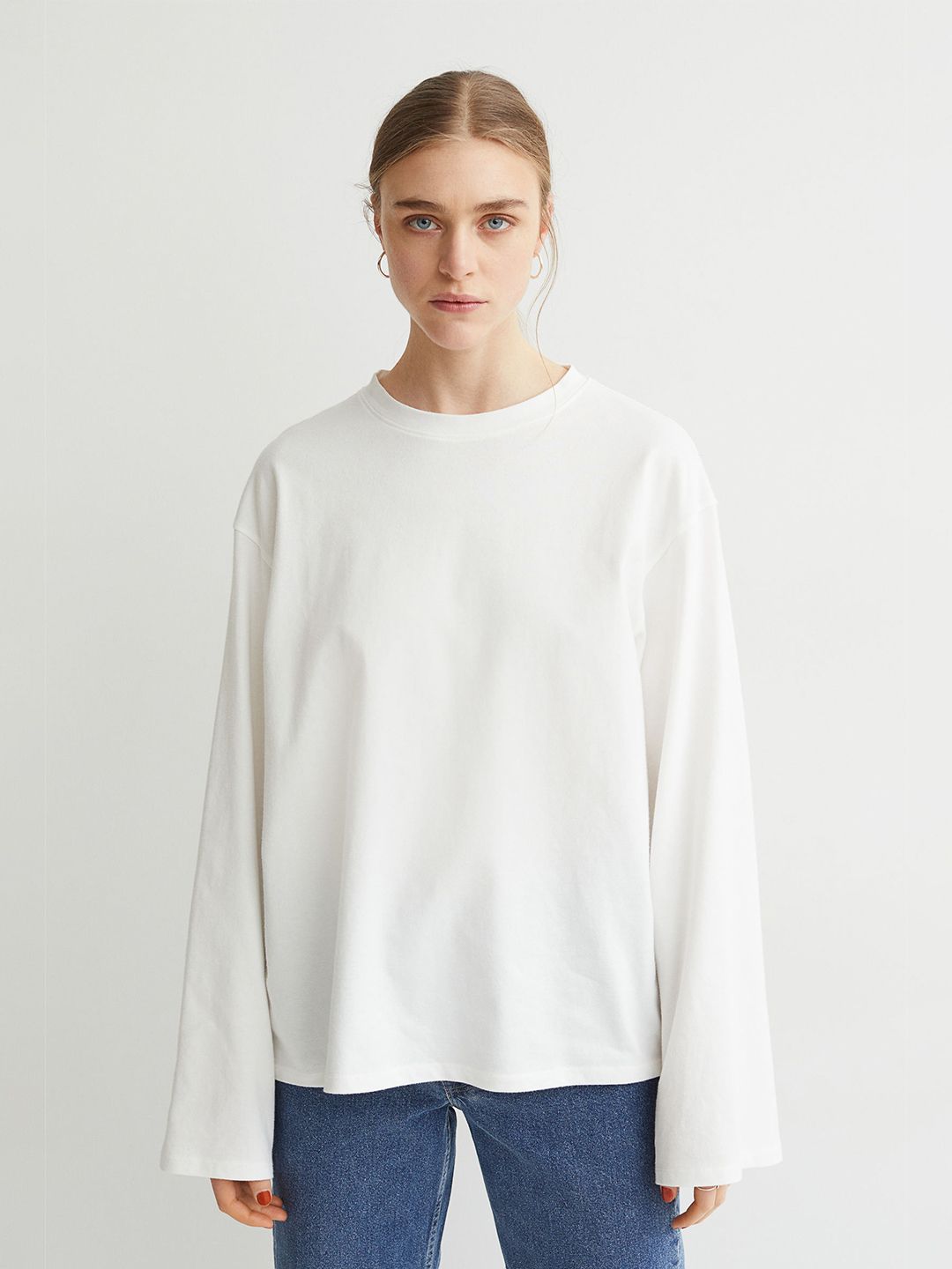 H&M Women White Solid Long-Sleeved Pure Cotton Top Price in India
