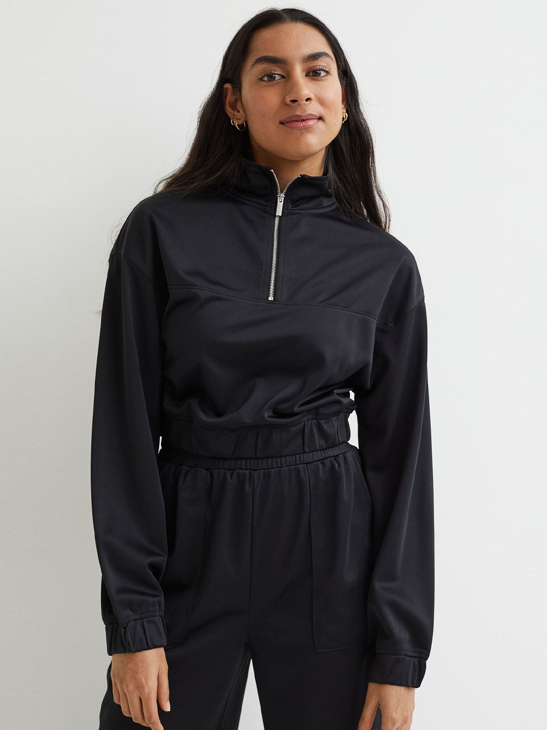 H&M Women Black Sports Sweatshirt Price in India