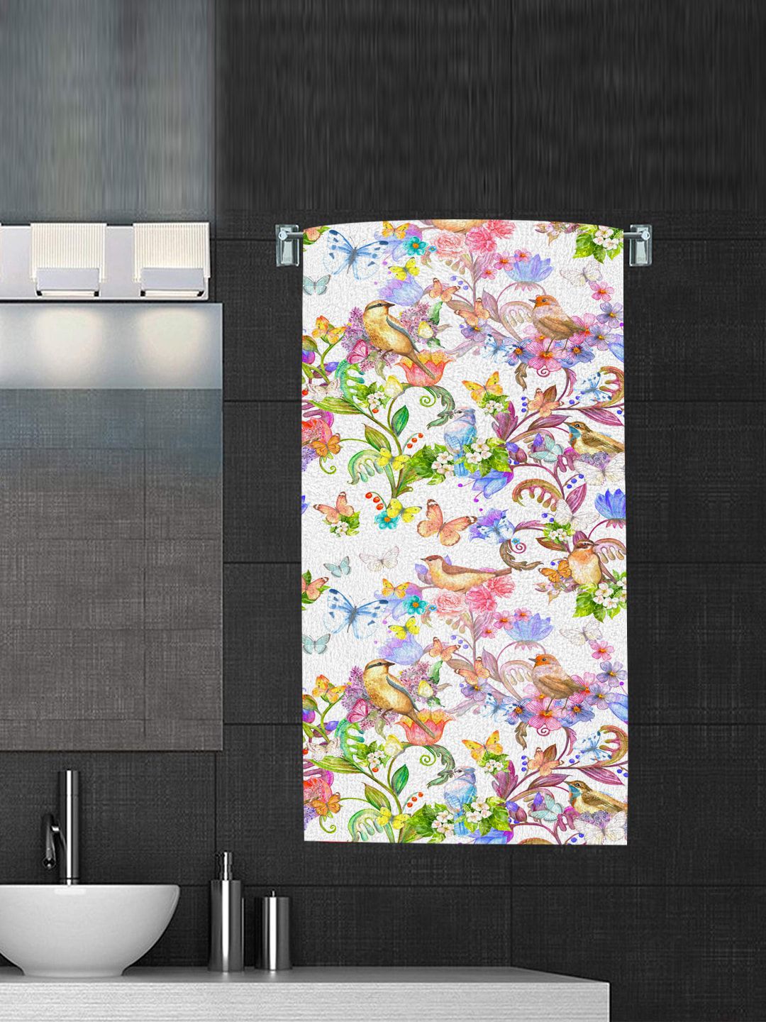 Status White Floral Printed 250 GSM Bath Towel Price in India