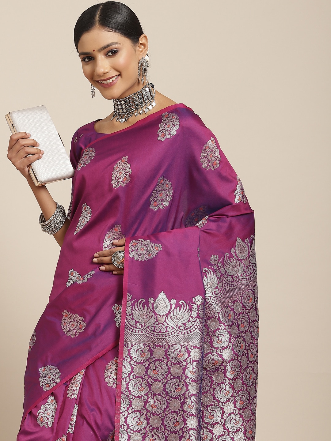 Saree mall Magenta & Silver-Toned Floral Silk Blend Dharmavaram Sarees Price in India