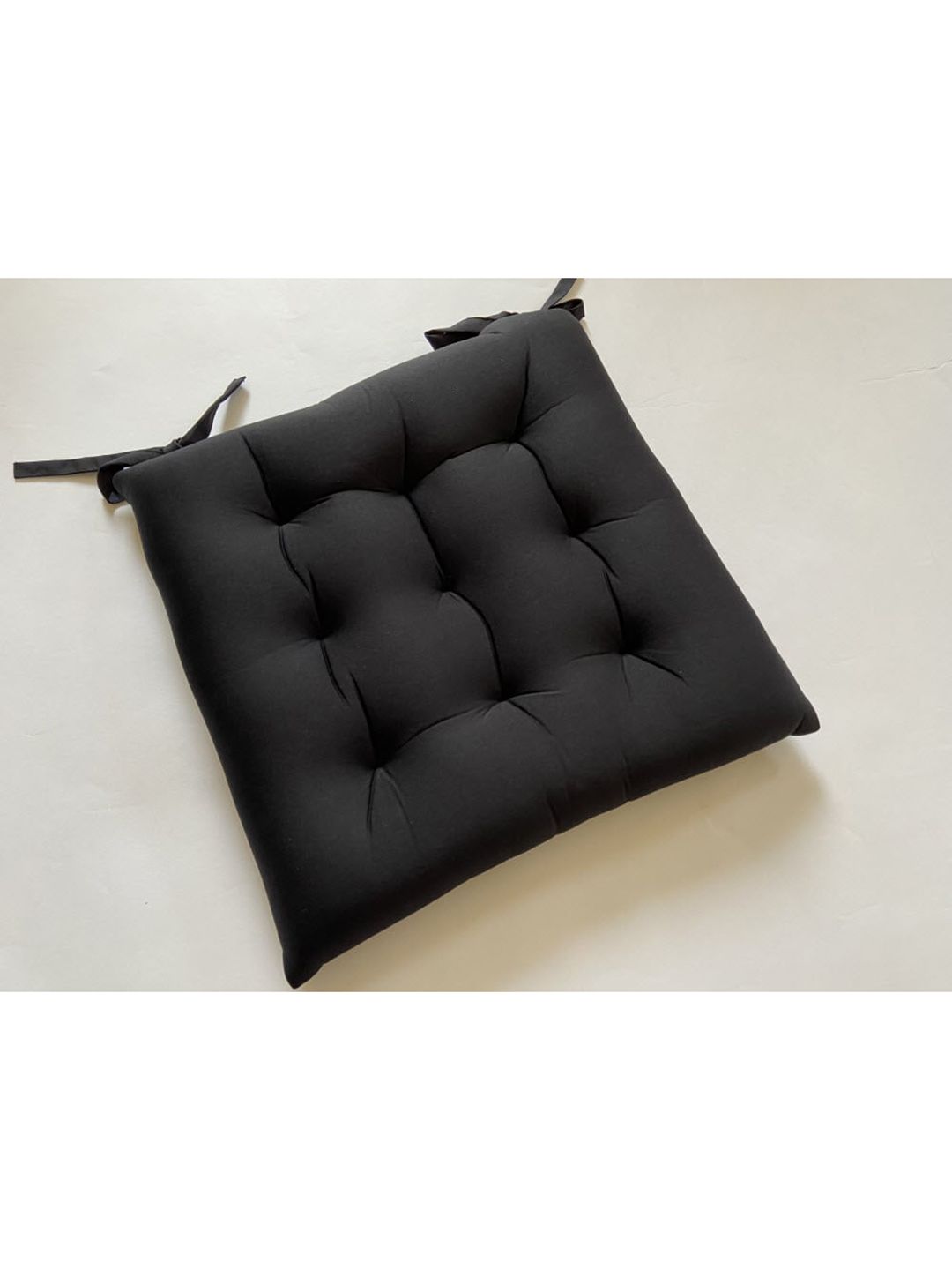 Lushomes Black Solid Chair Pad Price in India