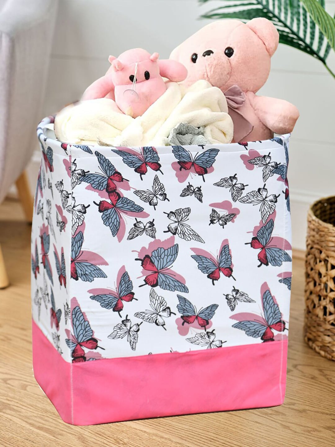 My Gift Booth Pink & White Printed Laundry Bag Price in India