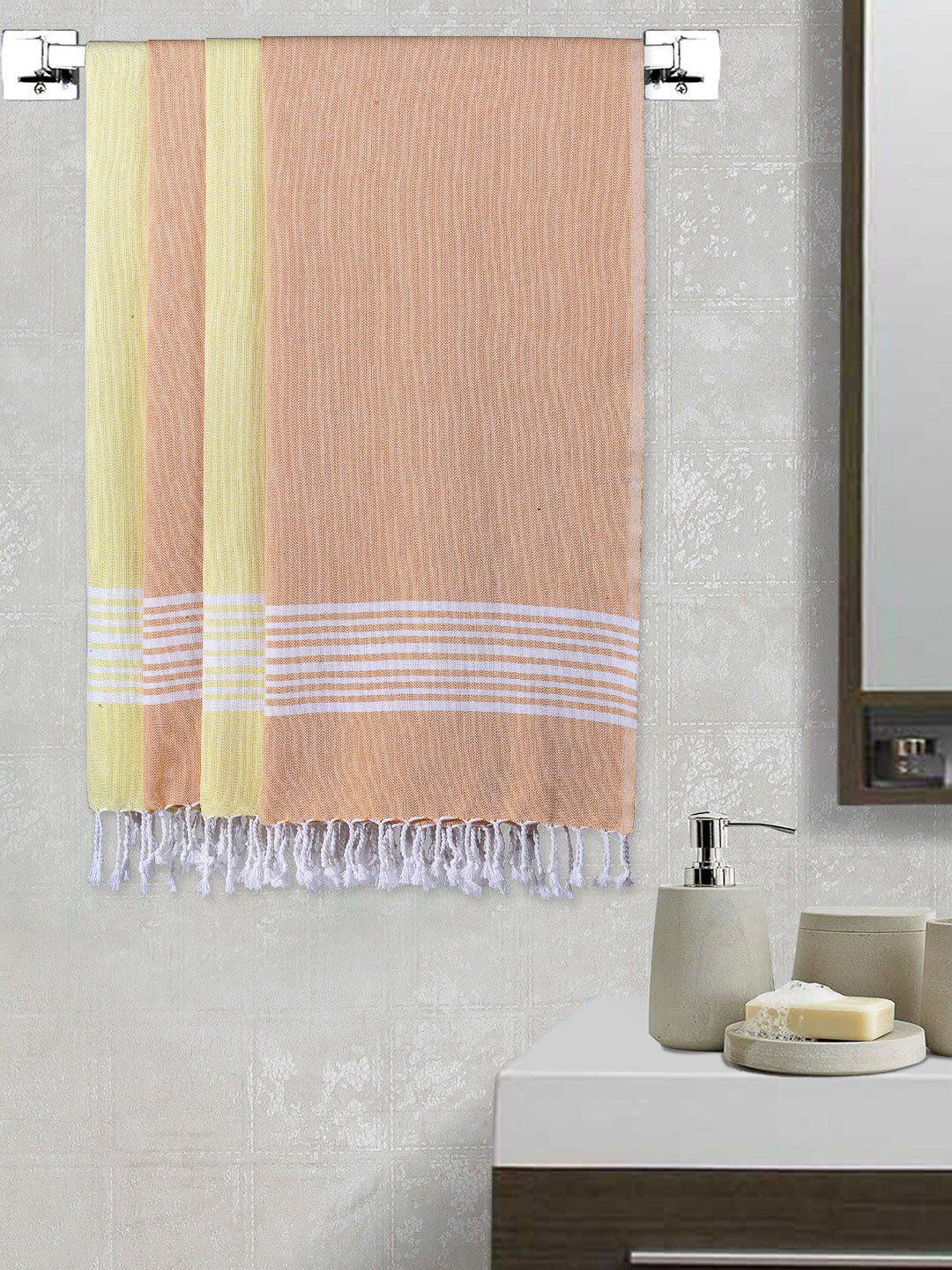 Arrabi Set Of 4 210 GSM Cotton Bath Towels Price in India