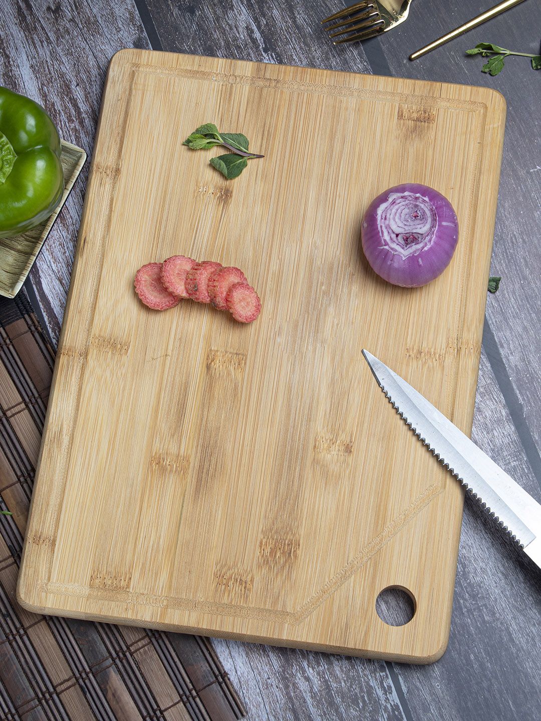MARKET99 Brown Bamboo Wood Chopping Board Price in India