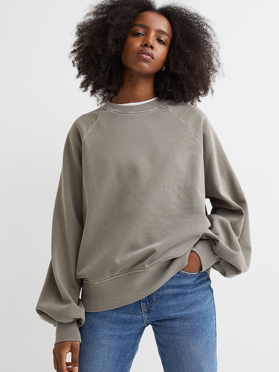 H&M Woman Grey Raglan-sleeved top Price in India