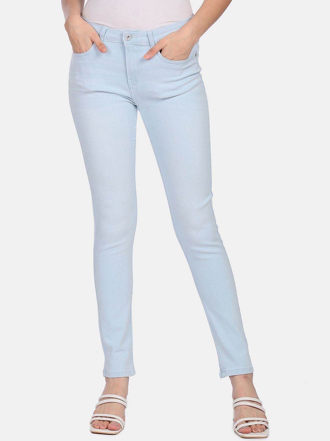 Sugr Women Blue Mid Rise Clean Look Jeans Price in India