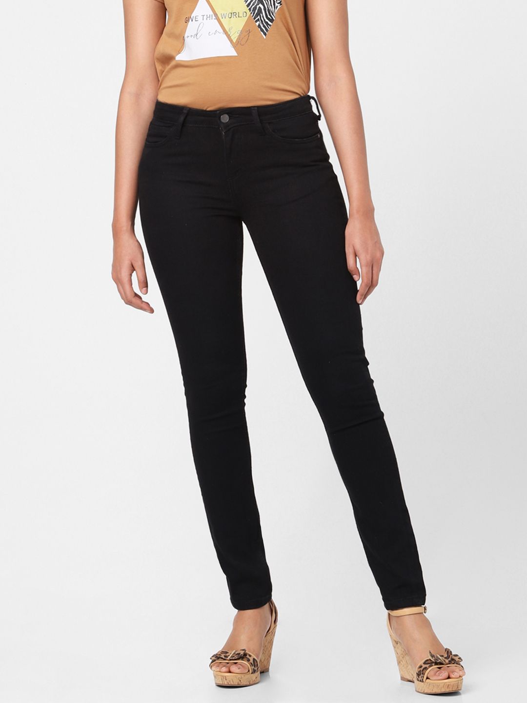 Vero Moda Women Black Skinny Fit Mid-Rise Stretchable Jeans Price in India