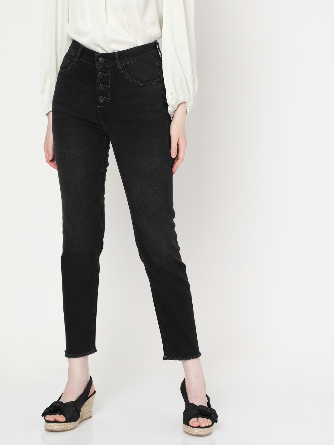 Vero Moda Women Black Straight Fit High-Rise Light Fade Cropped Stretchable Jeans Price in India