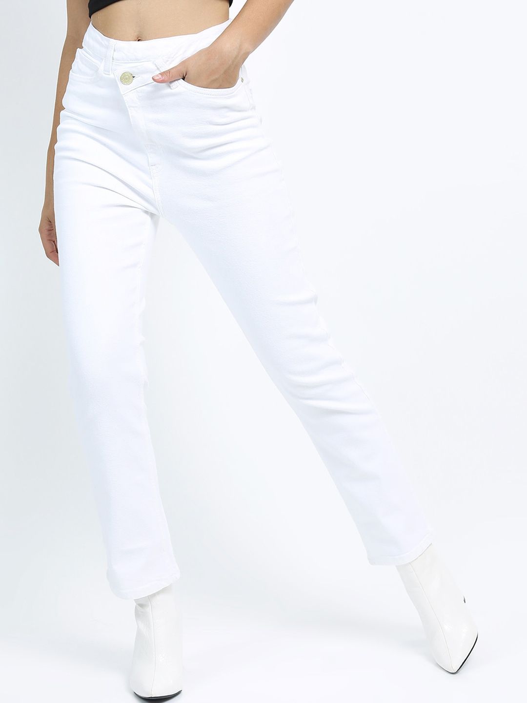 Tokyo Talkies Women White Slim Fit Mildly Distressed Jeans Price in India