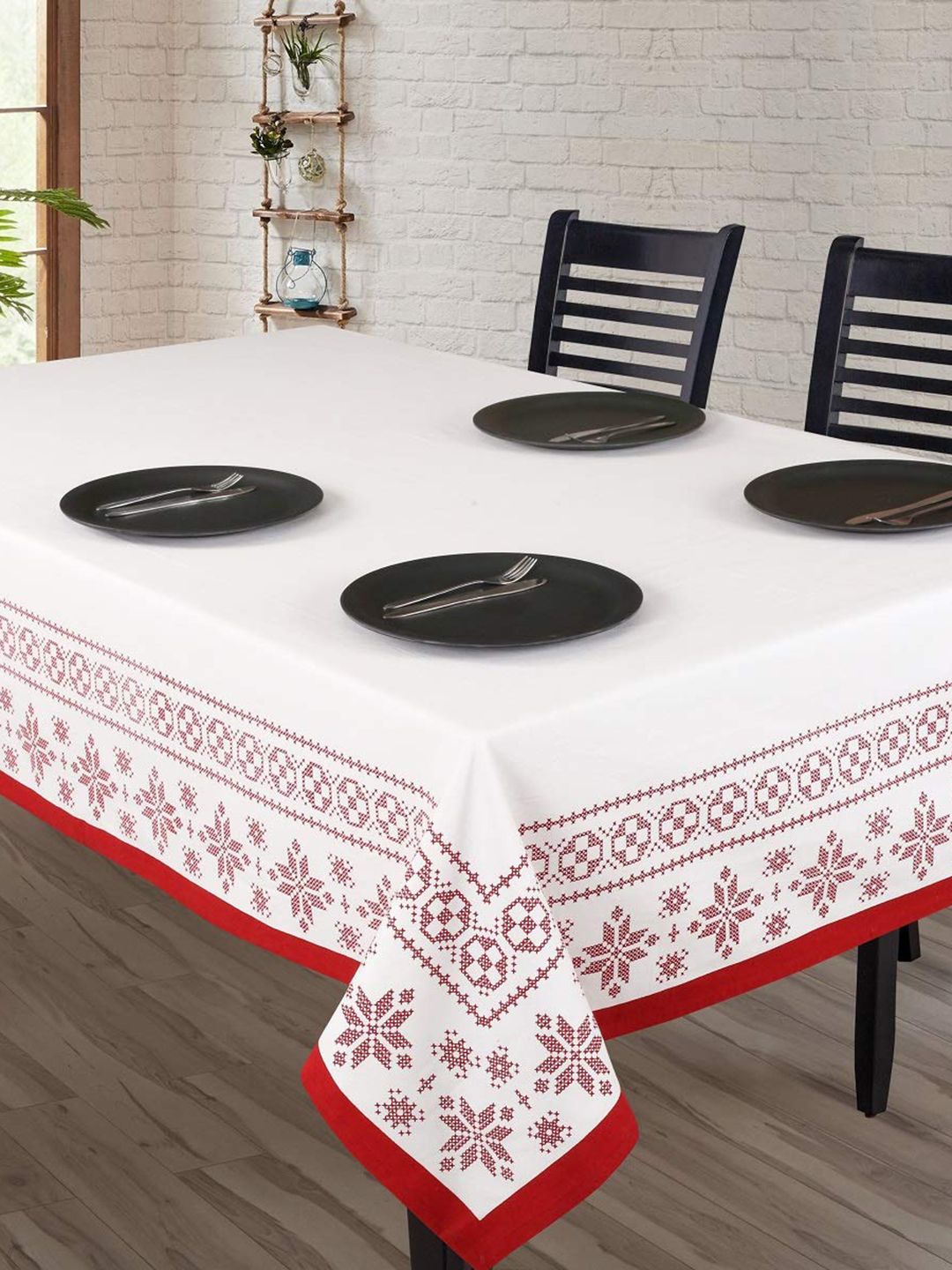 SHADES of LIFE White & Red Ethnic Motif Printed Cotton 6-Seater Table Cover Price in India
