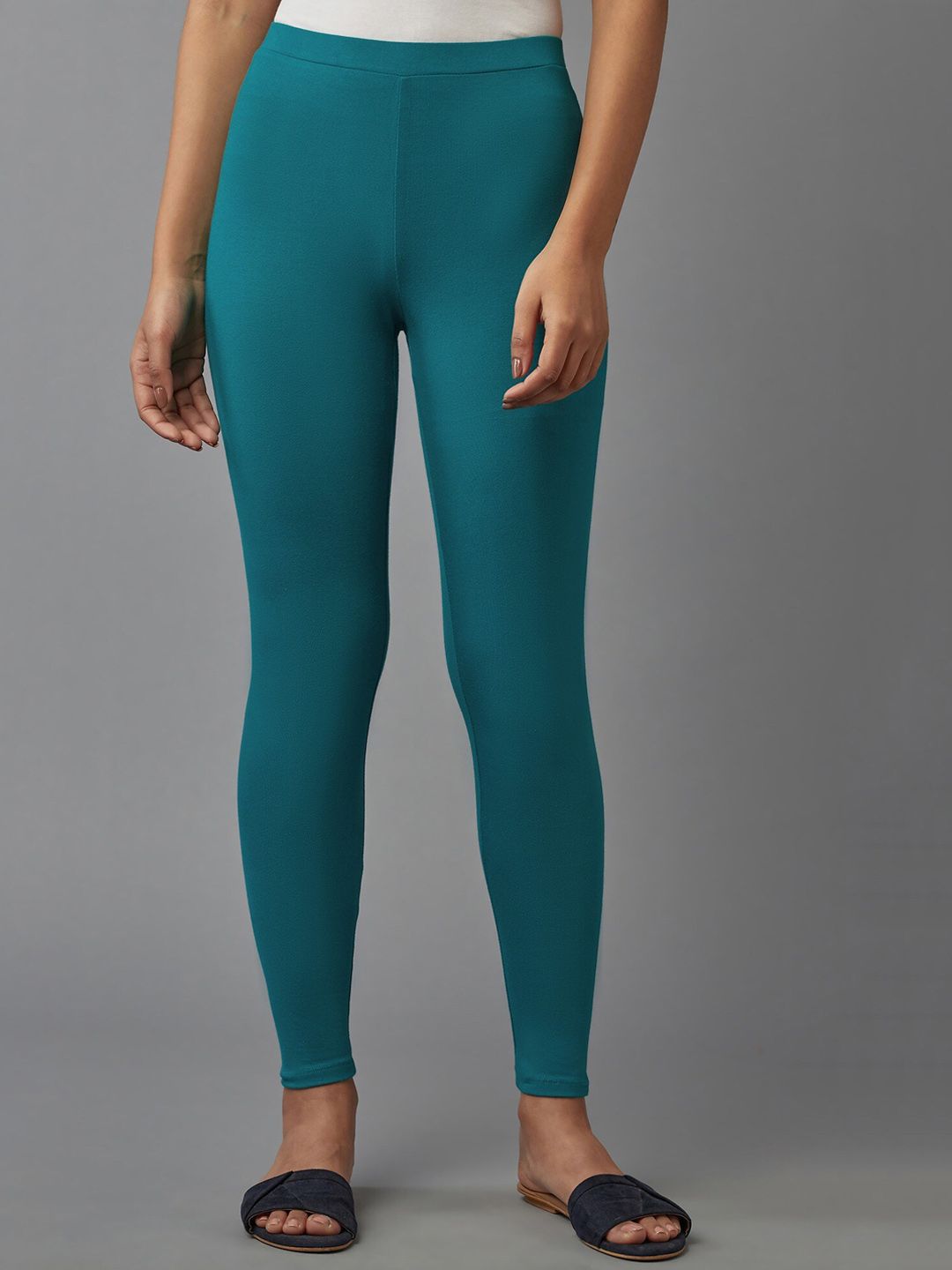 W Women Teal Green Solid Ankle Length Leggings Price in India