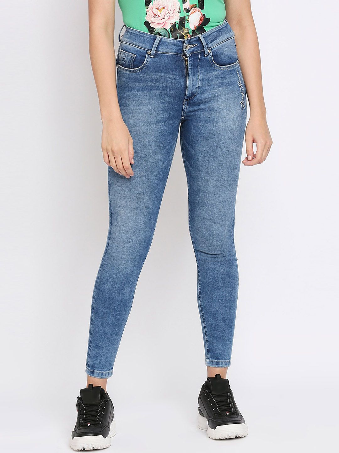 Being Human Women Blue Skinny Fit Heavy Fade Jeans Price in India