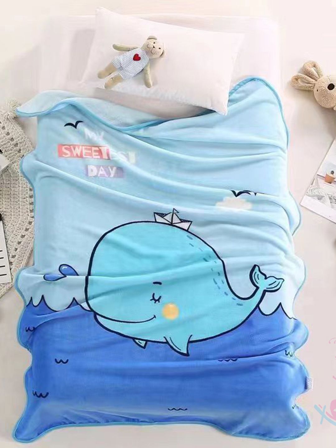 Butterthief Brown & White Cartoon Characters Microfiber AC Room 233 GSM Single Bed Blanket