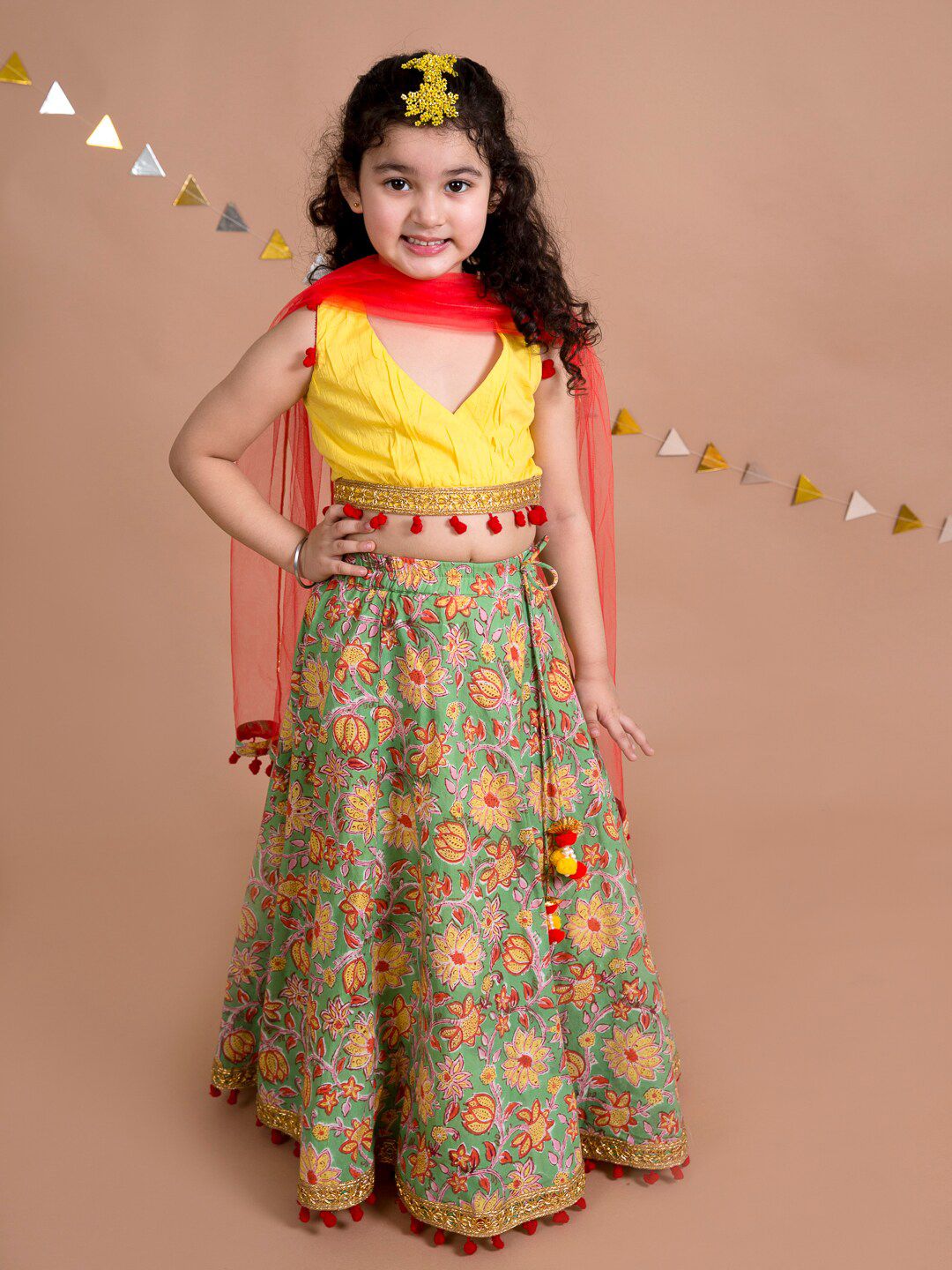 pspeaches Girls Yellow & Green Ready to Wear Cotton Lehenga & Blouse With Dupatta Price in India