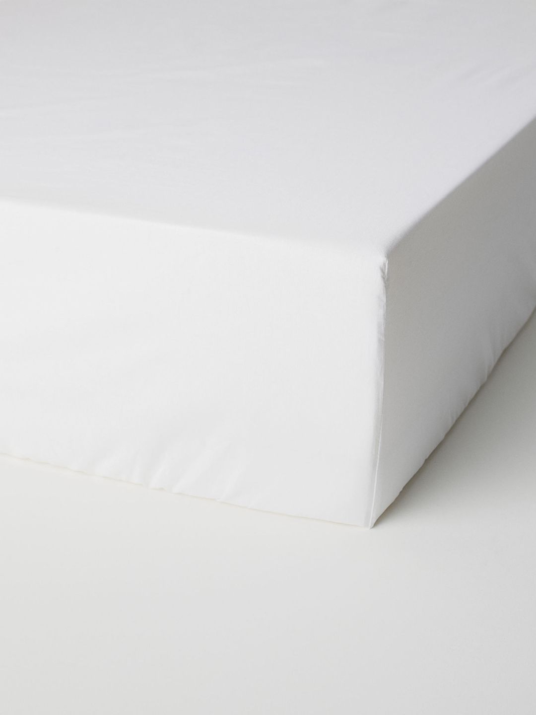 H&M White Fitted Cotton Sheet Price in India
