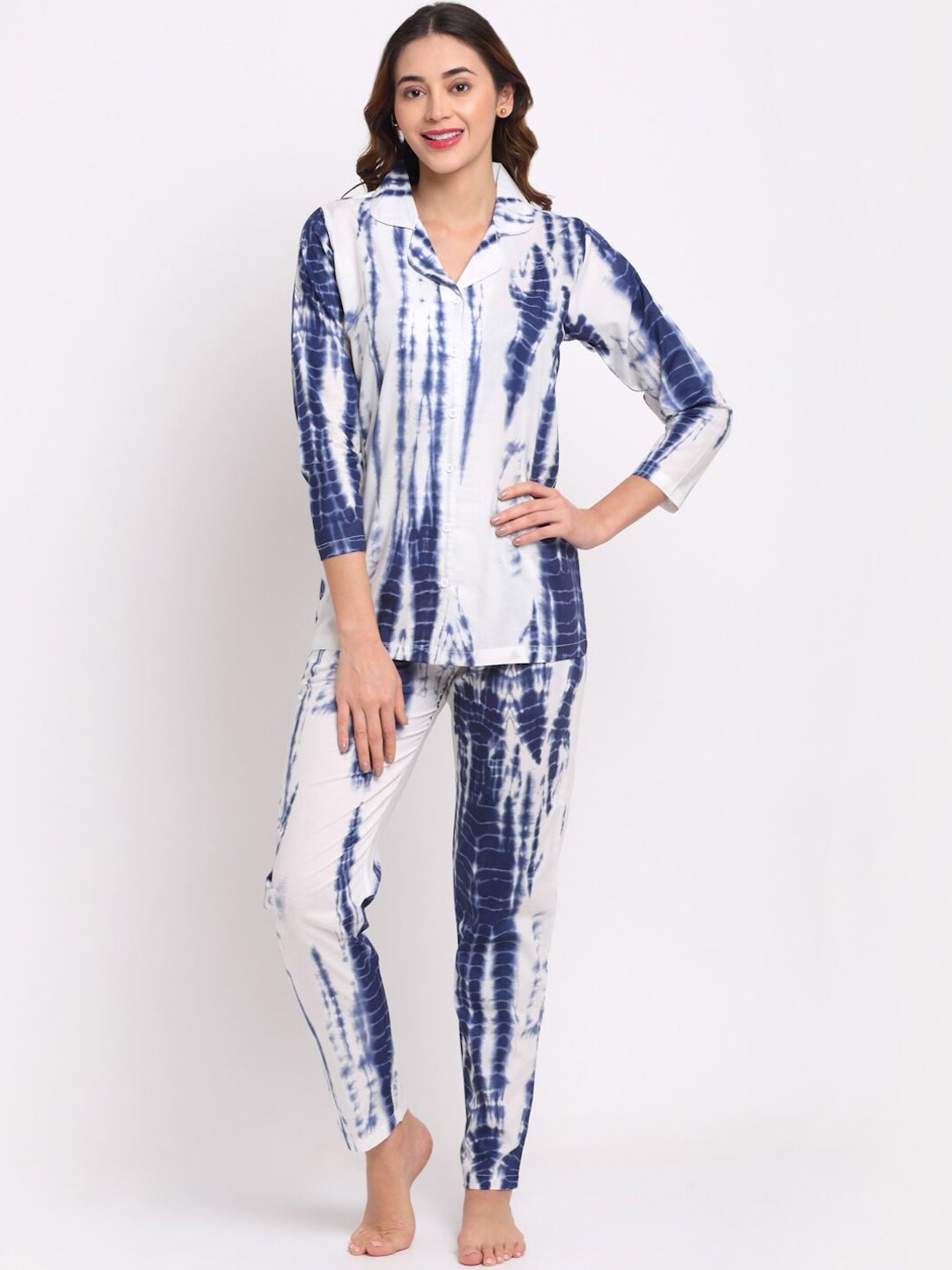 Claura Women White & Blue Printed Night suit Price in India