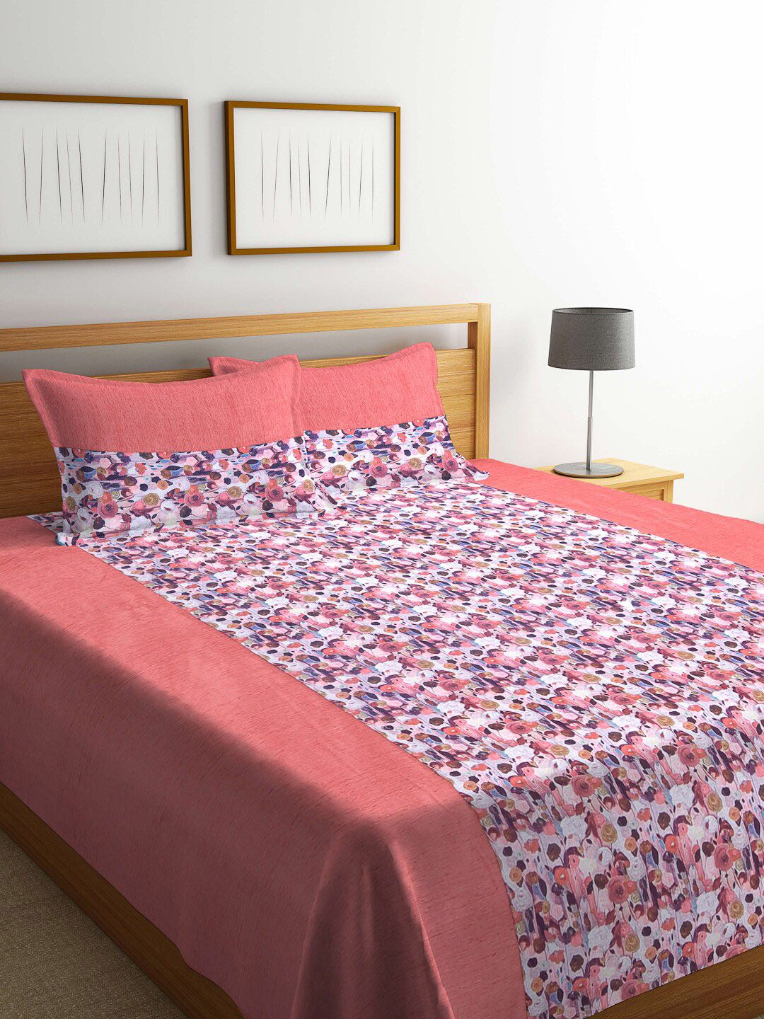 KLOTTHE Peach-Coloured & White Printed Cotton Double Bed Cover with 2 Pillow Covers Price in India