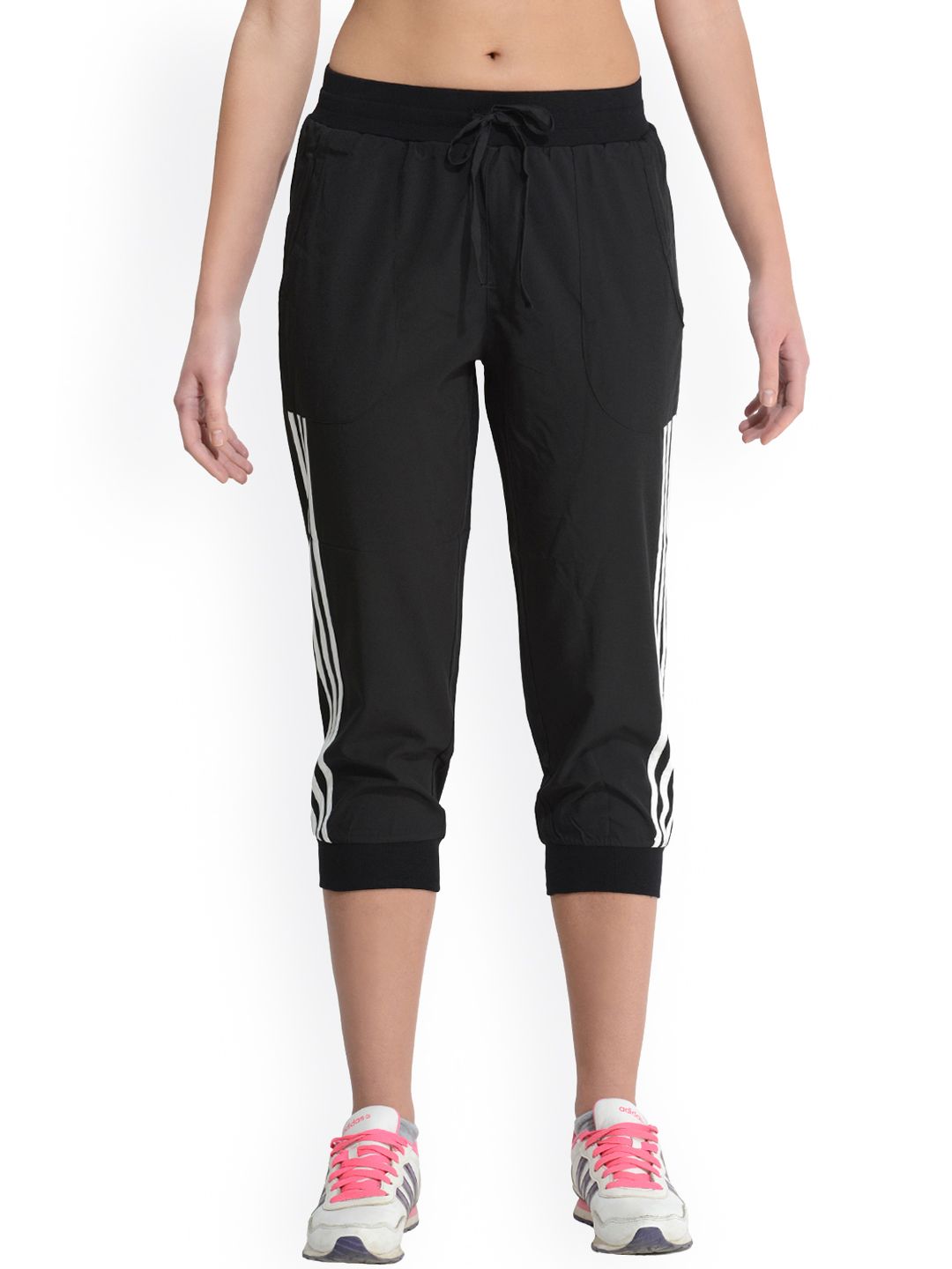 Da Intimo Black 3/4th Length Joggers Price in India