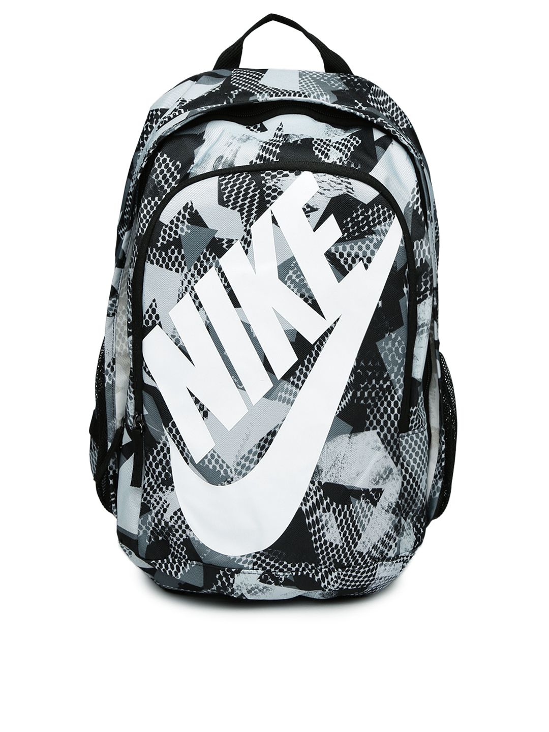 nike backpack myntra