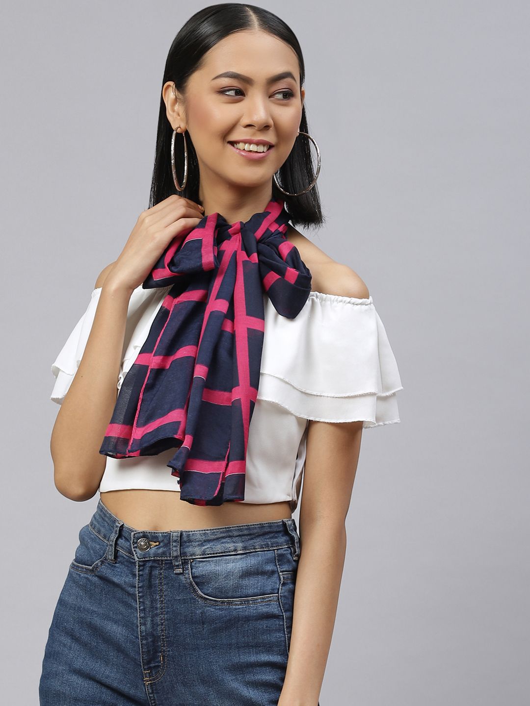 WEAVERS VILLA Women Navy Blue & Pink Checked Stole Price in India