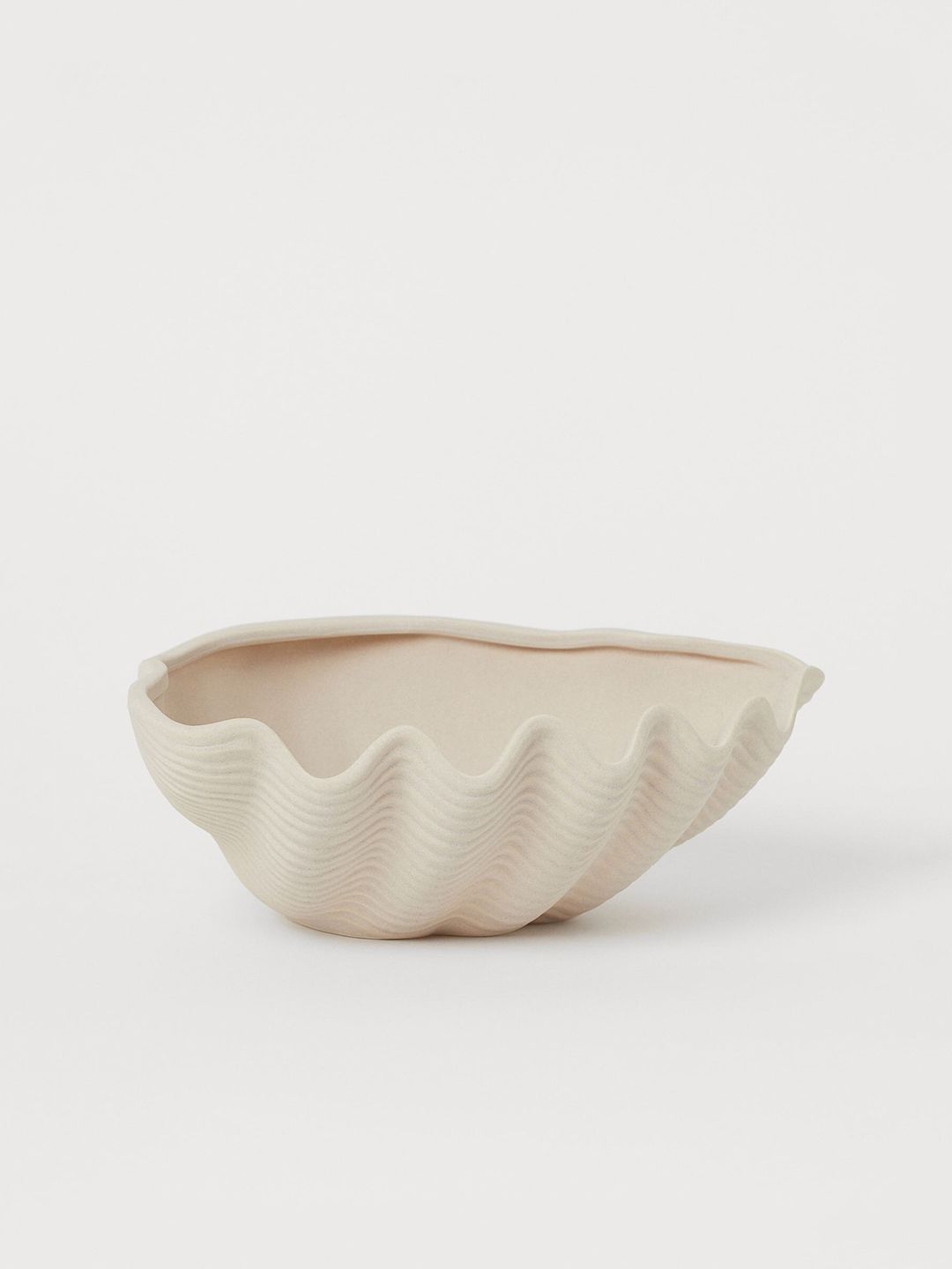 H&M Beige Solid Shell-Shaped Dish Price in India