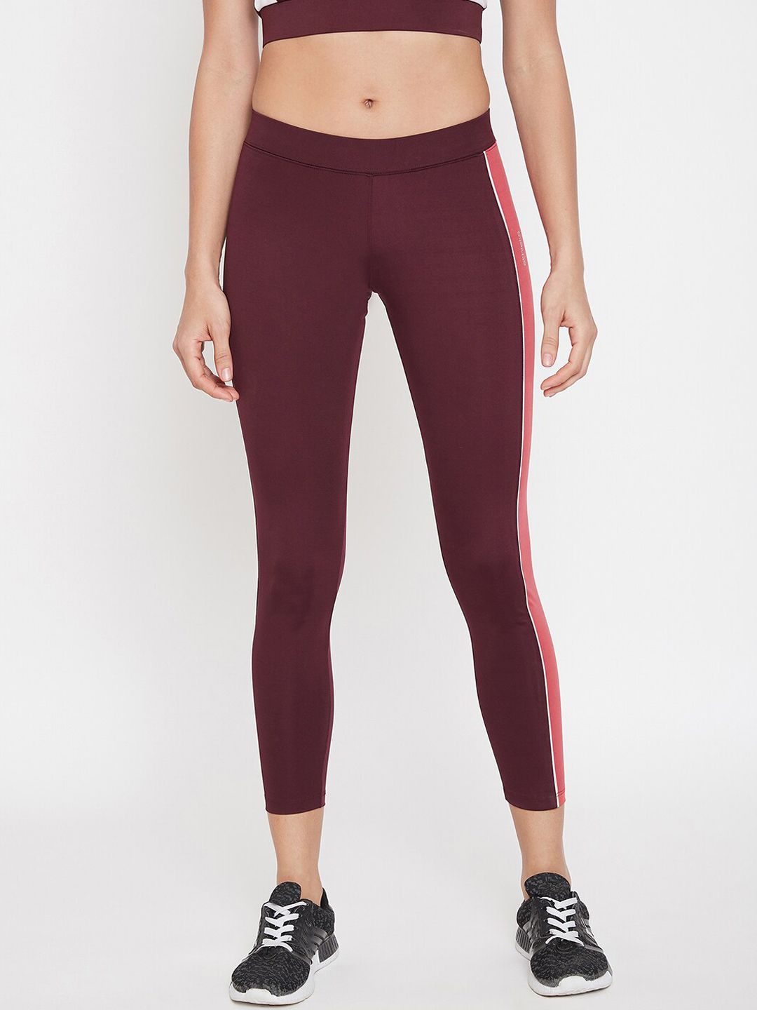 ATHLISIS Women Maroon & Peach-Coloured Colourblocked Rapid-Dry Training Tights Price in India