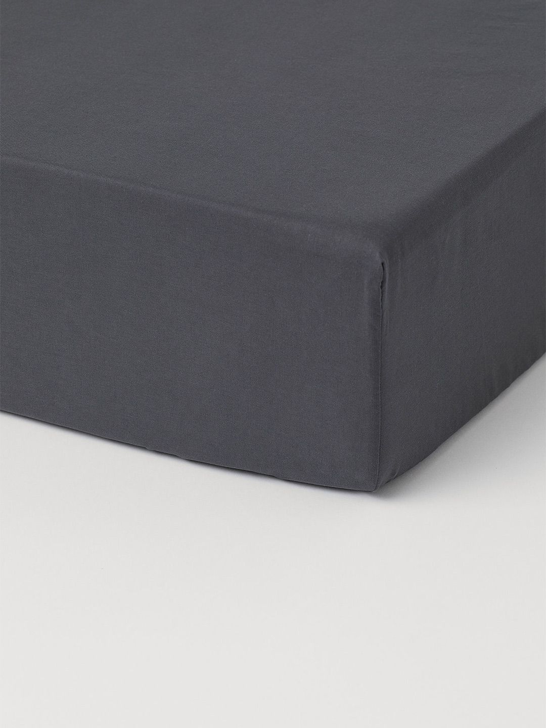 H&M Charcoal Grey Fitted Cotton Sheet Price in India