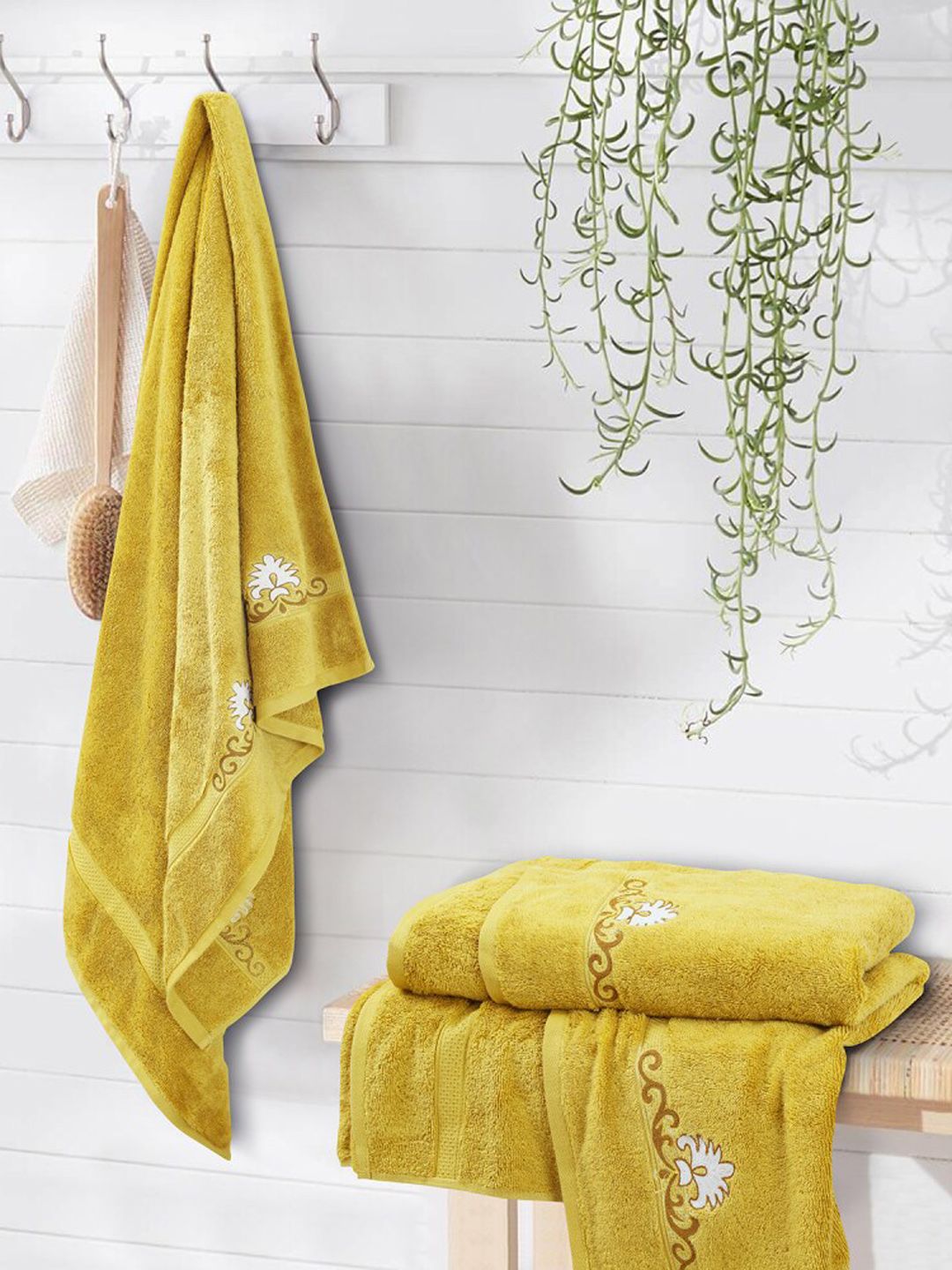 LUSH & BEYOND Set of 2 Mustard Yellow & White Printed 500 GSM Pure Cotton Bath Towels Price in India