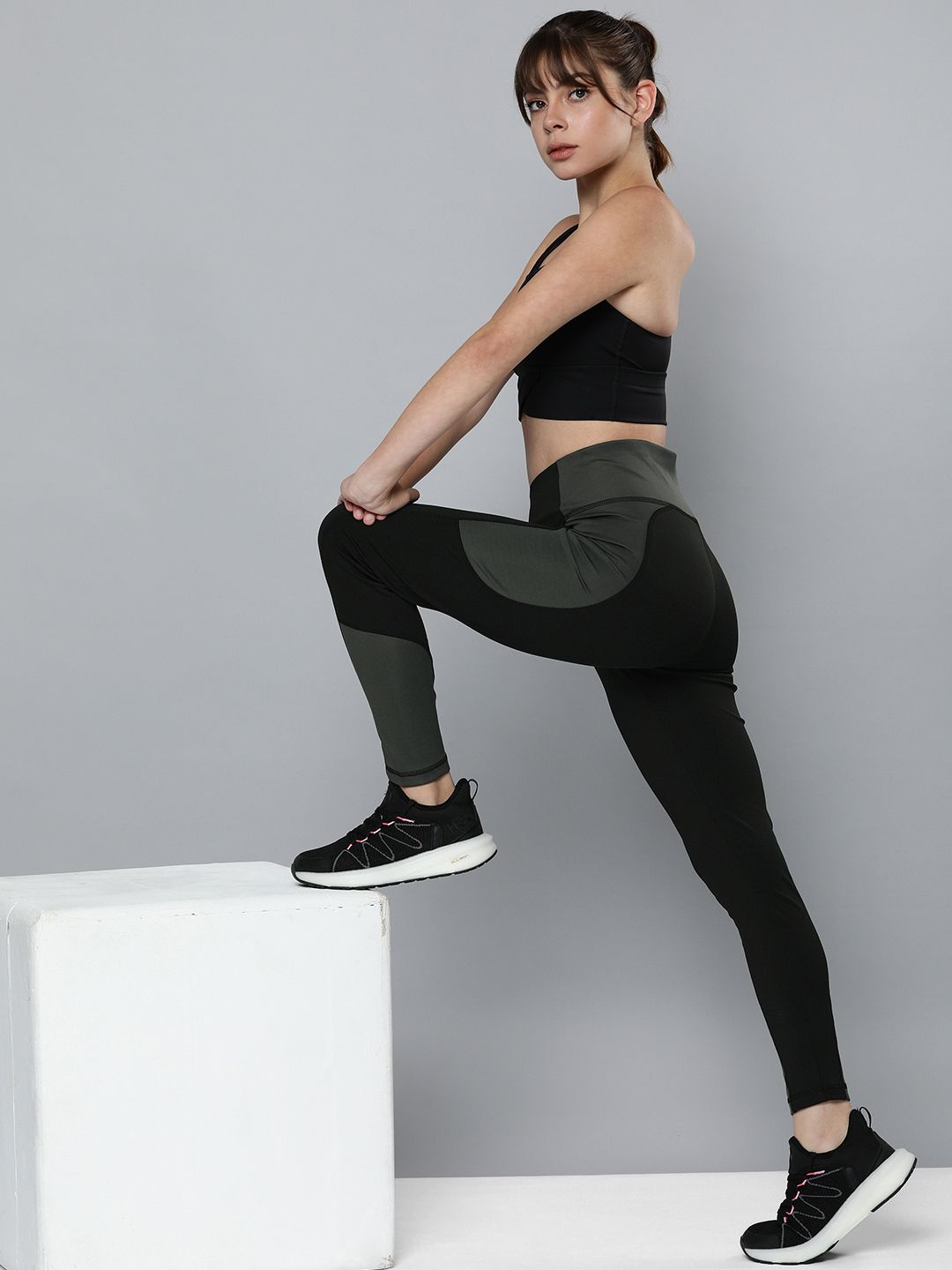 HRX by Hrithik Roshan Women Black Solid Running Tights Price in India