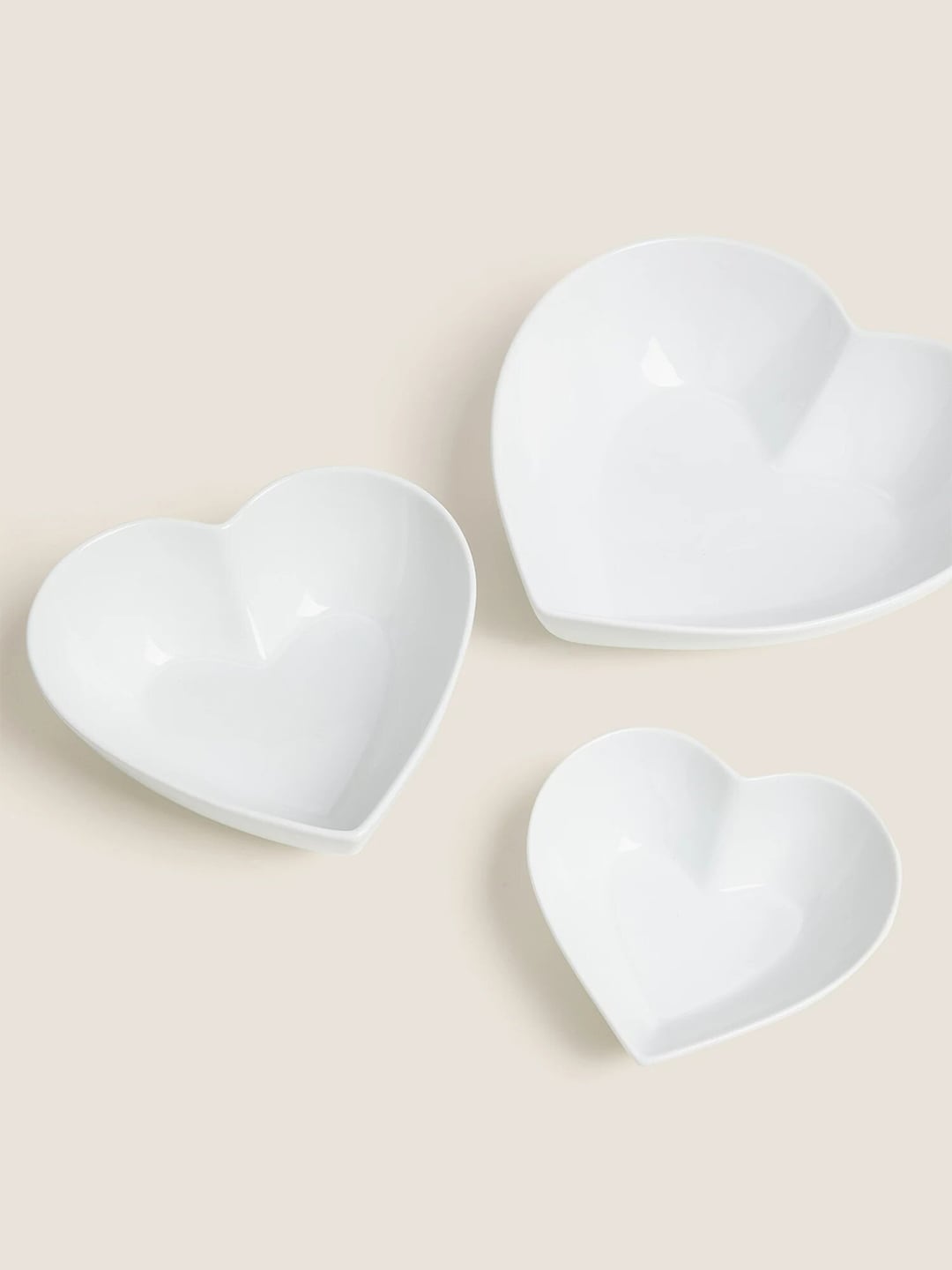 Marks & Spencer White 1 Piece Heart Shape Porcelain Glossy Bowls Price in India