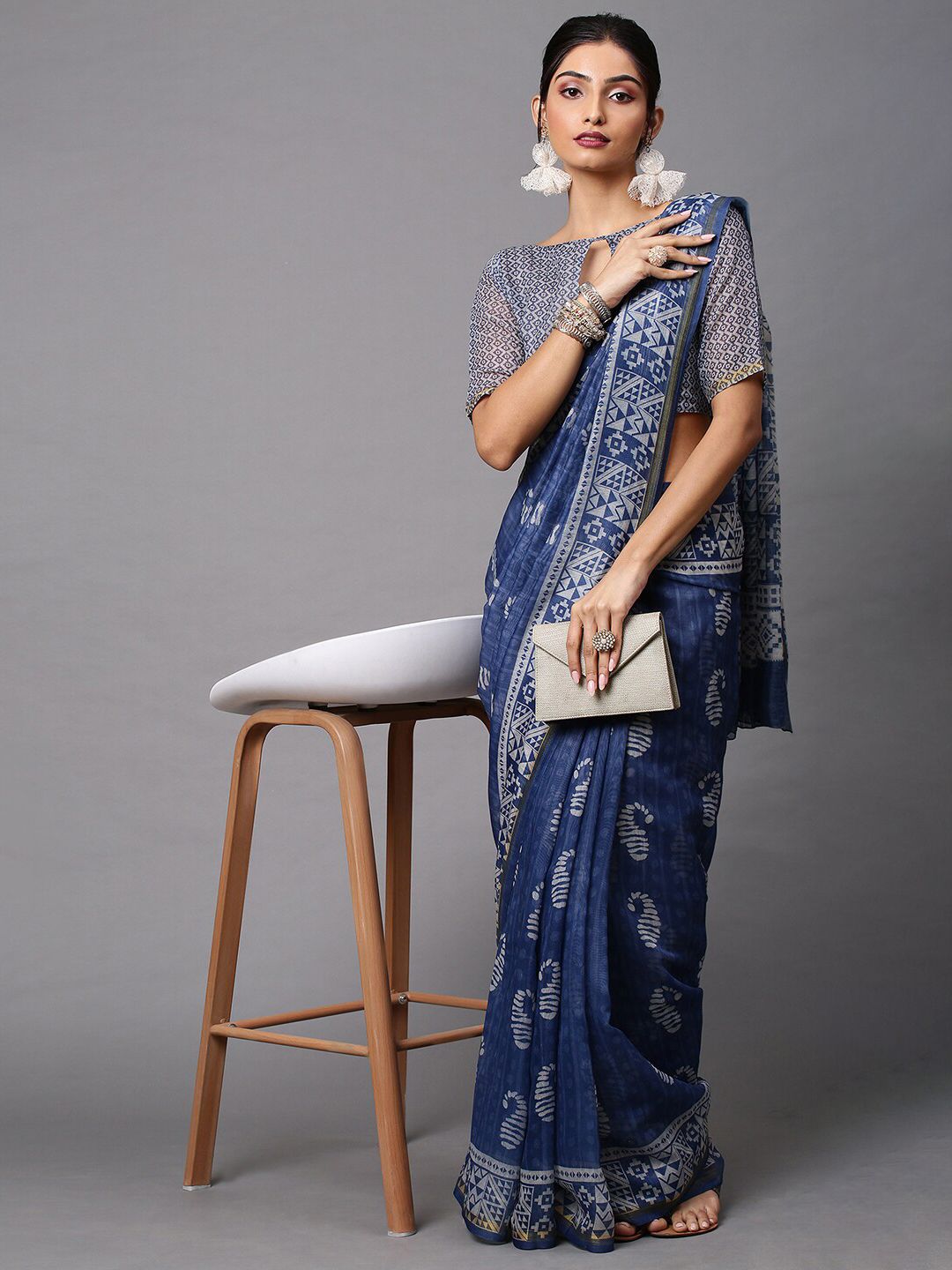 Mitera Blue & White Ethnic Motifs Linen Blend Block Print Saree Price in India