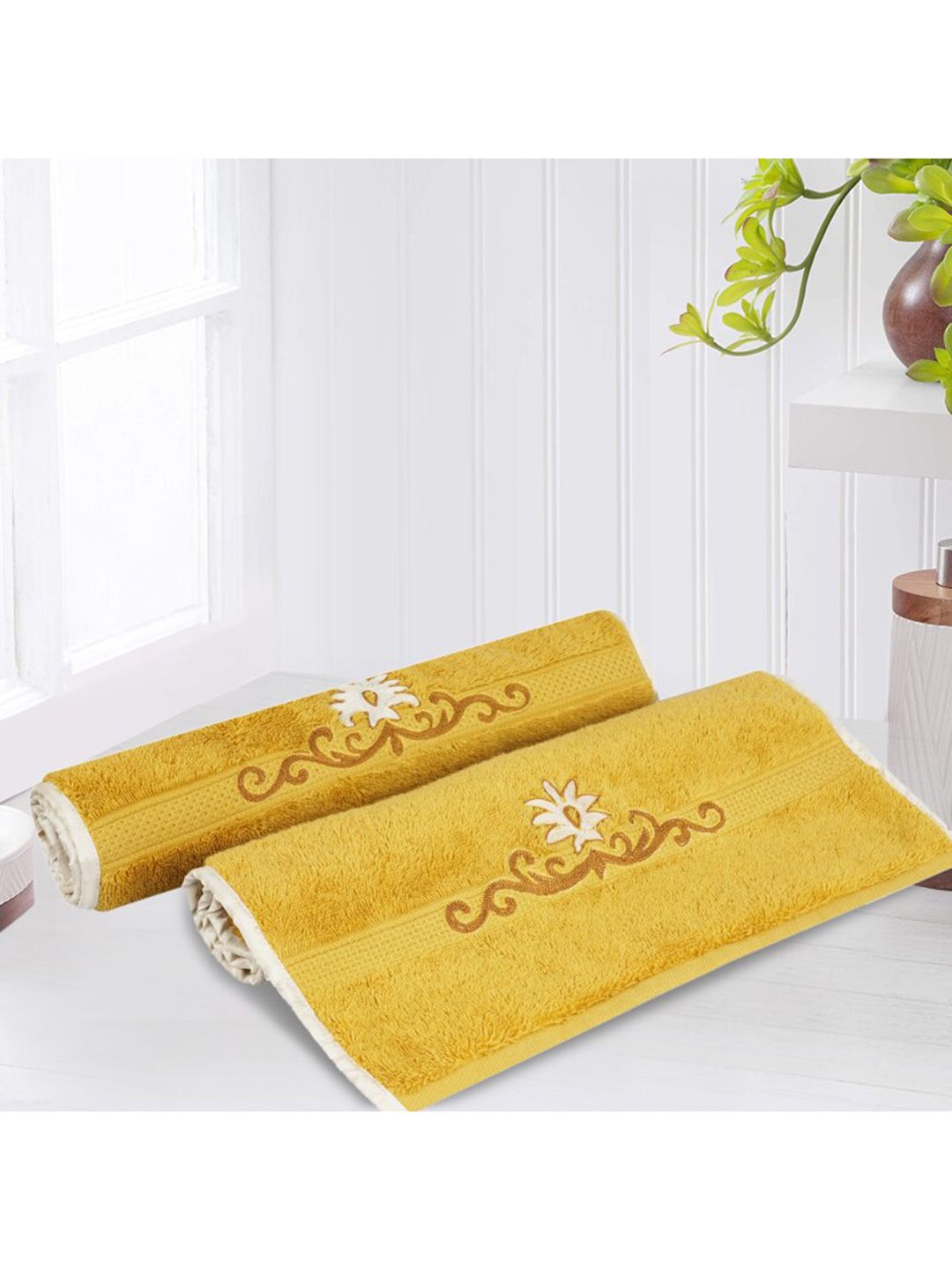 LUSH & BEYOND Set Of 2 Solid 500 GSM Pure Cotton Hand Towels Price in India