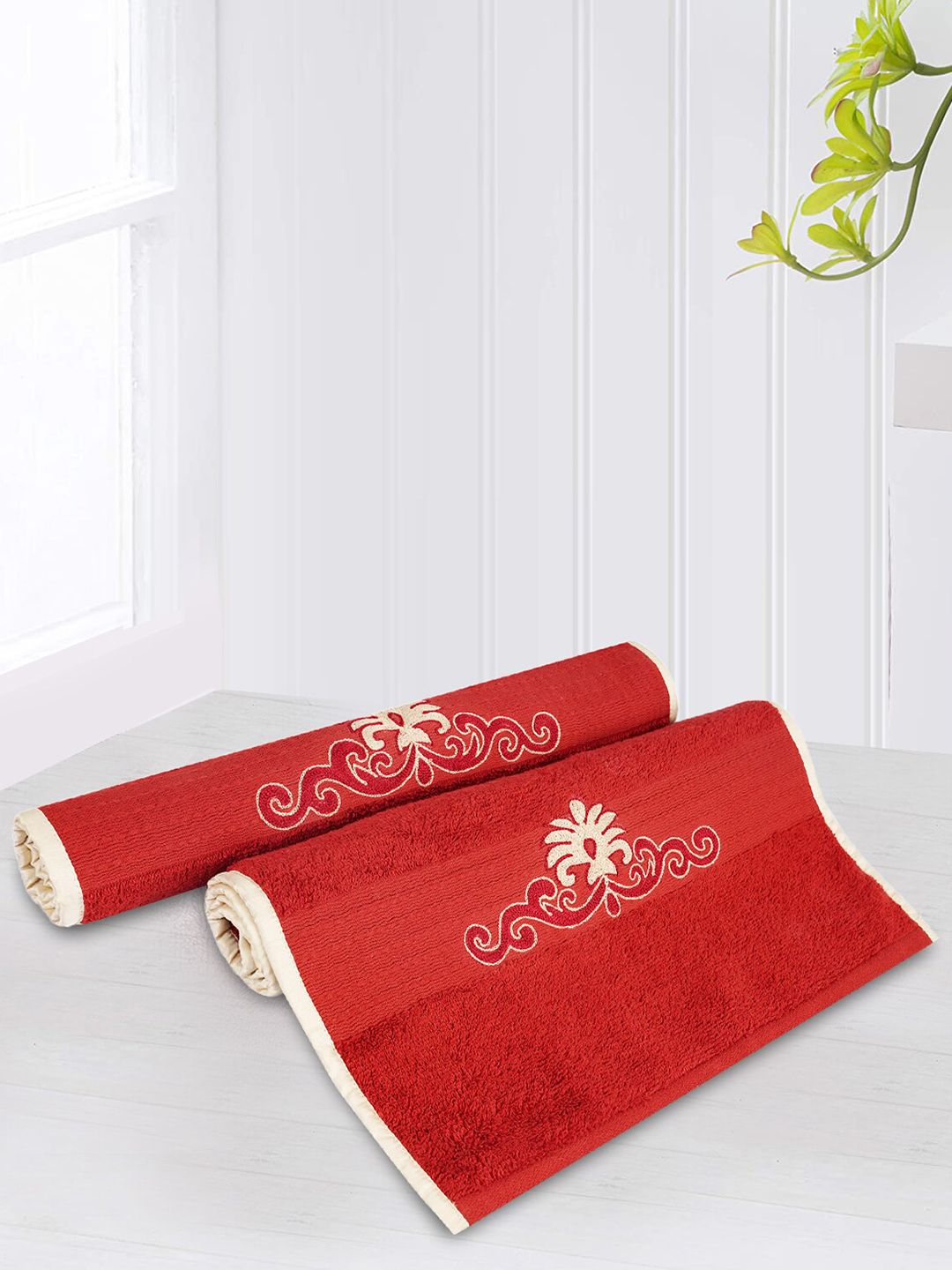 LUSH & BEYOND Set Of 2 Red Solid 500 GSM Pure Cotton Hand Towels Price in India