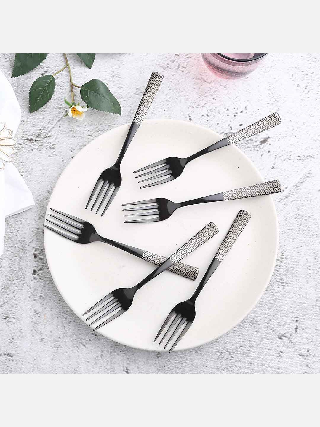 Wonderchef Black & Silver-Toned Set of 6 Roma Dinner Forks Price in India