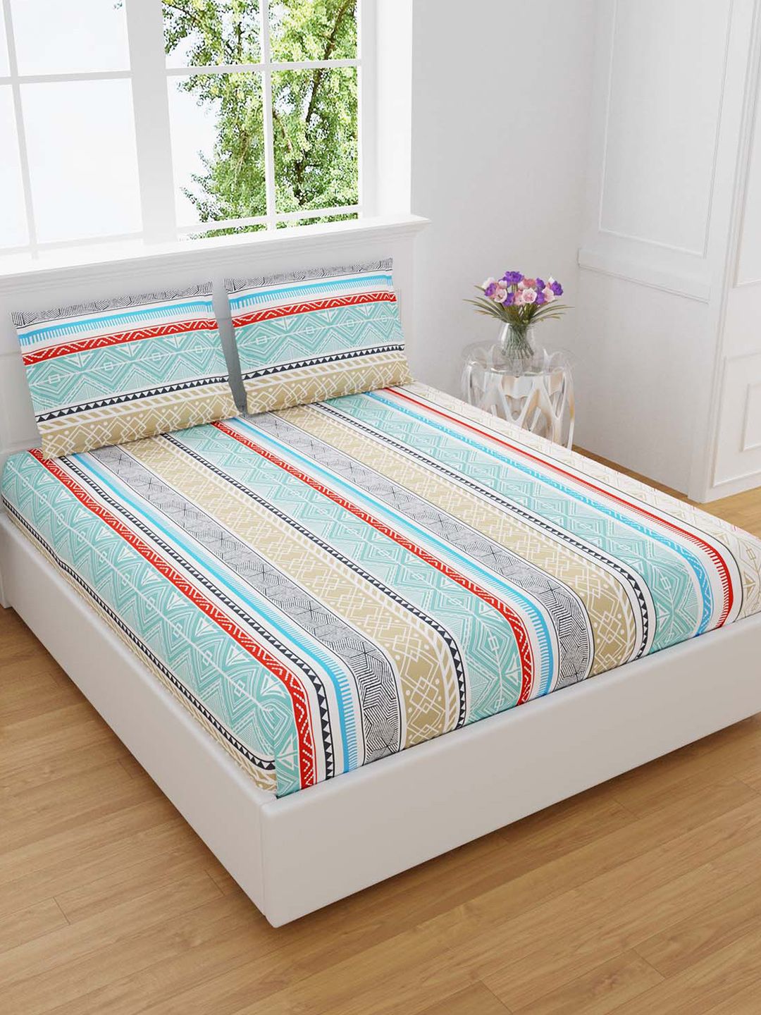 JAIPUR FABRIC Multicoloured Geometric 300 TC King Bedsheet with 2 Pillow Covers Price in India